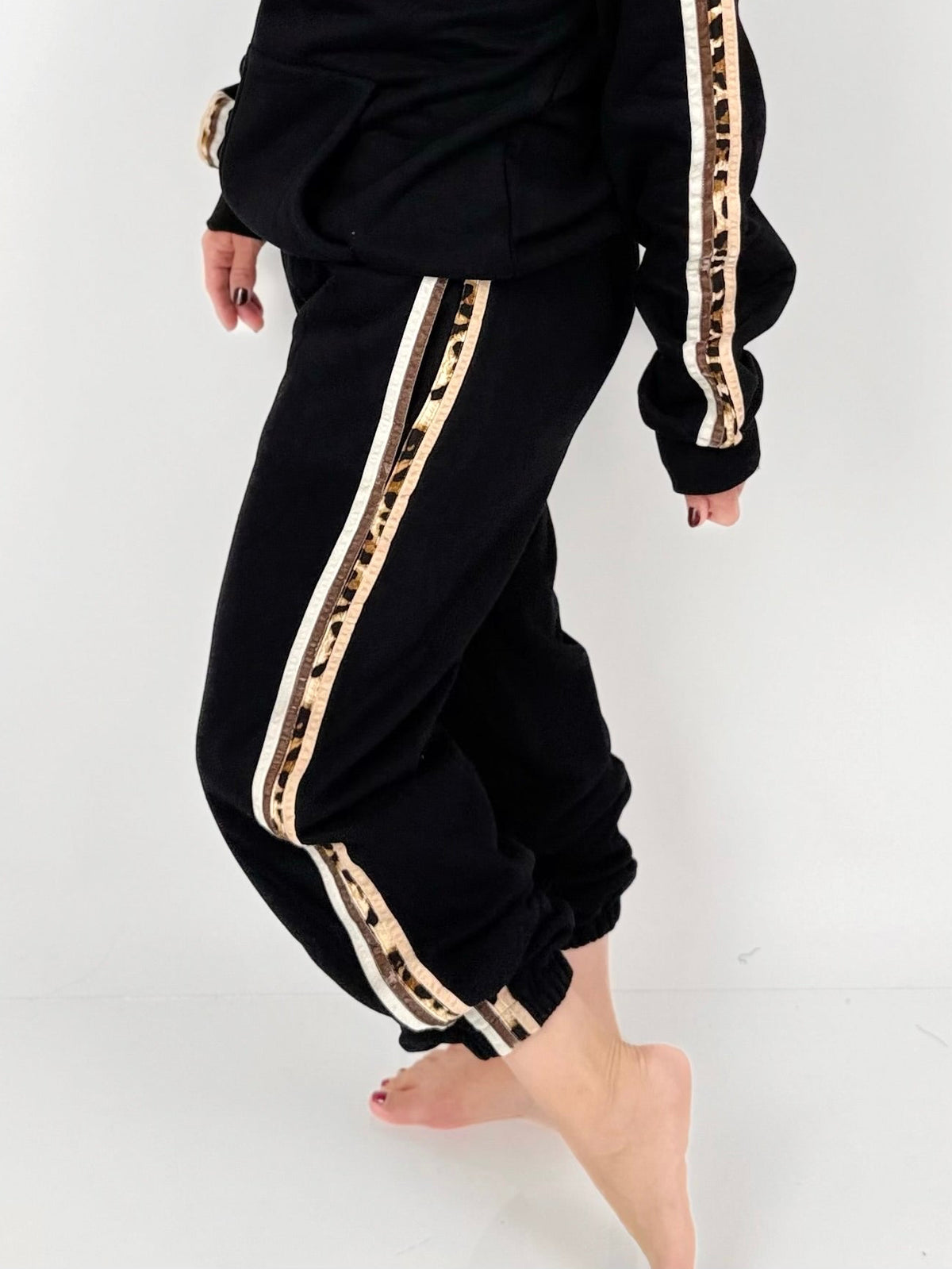 Ampersand Comfort Zone Joggers - Fearless & Free {S-3X} - KaraMarie