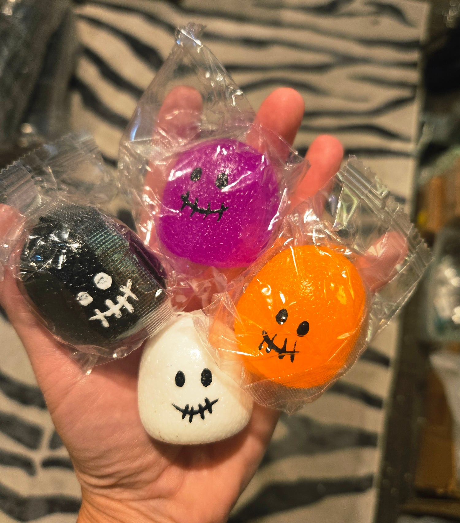 Squeeze Gumdrop Ghosts - Multiple Colors!