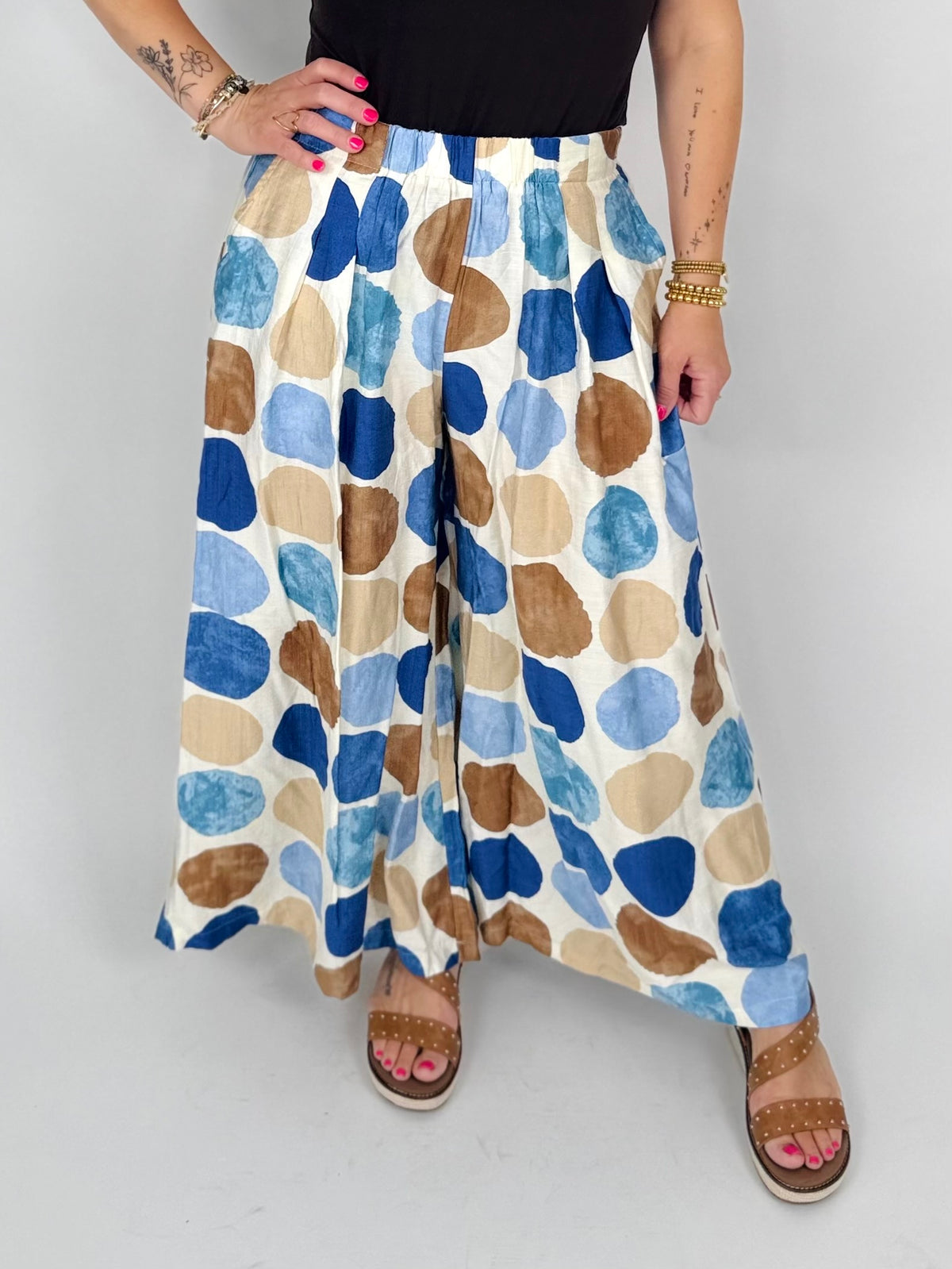 Spotlight Wide-Leg Pants {S-2X} - KaraMarie