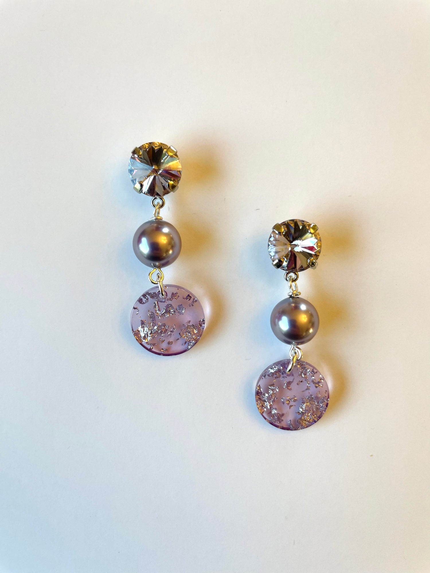 Mauve Confetti Earring