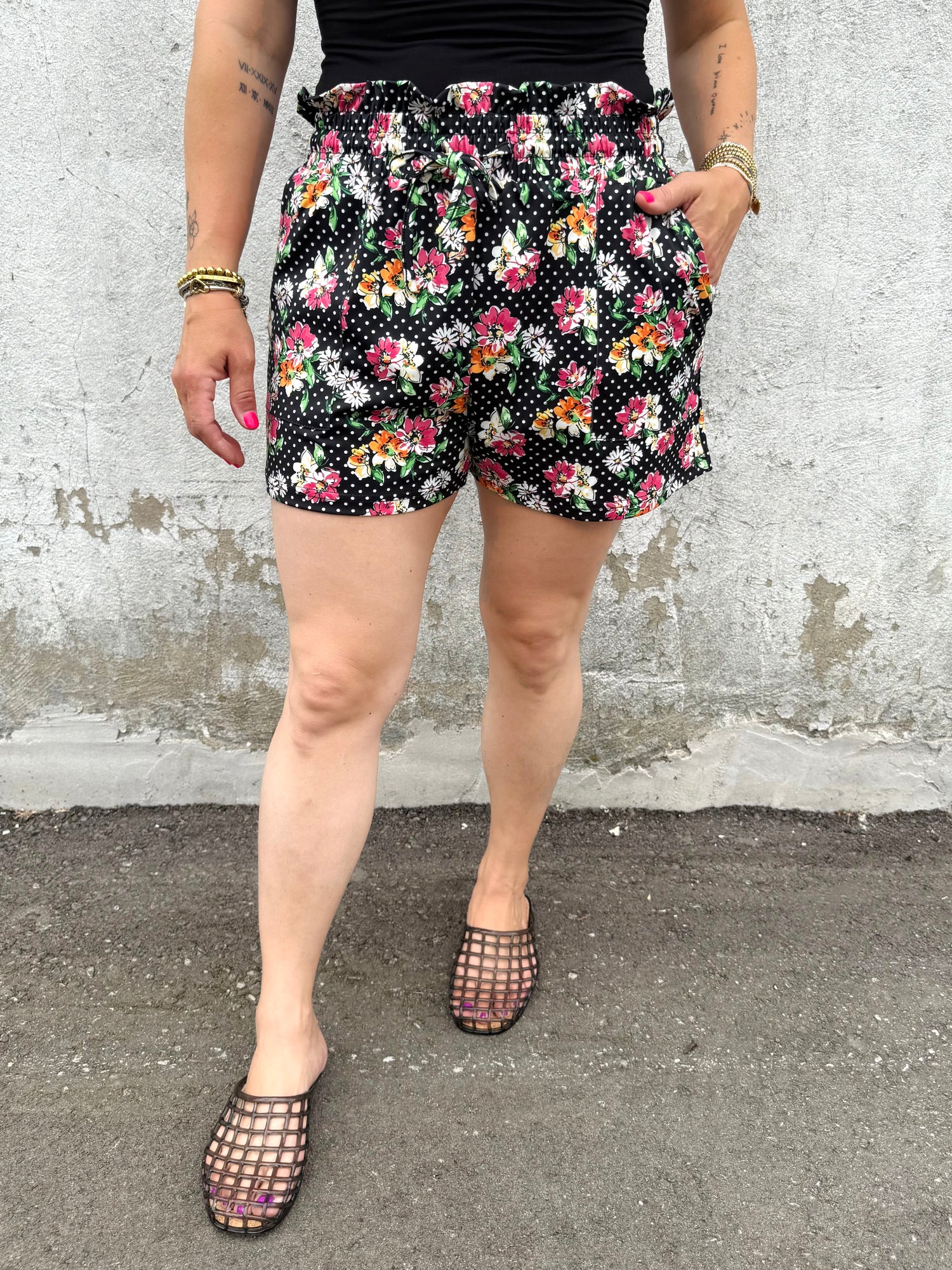 Runway Paperbag Shorts - Daisy Polka Dot {S-XL}