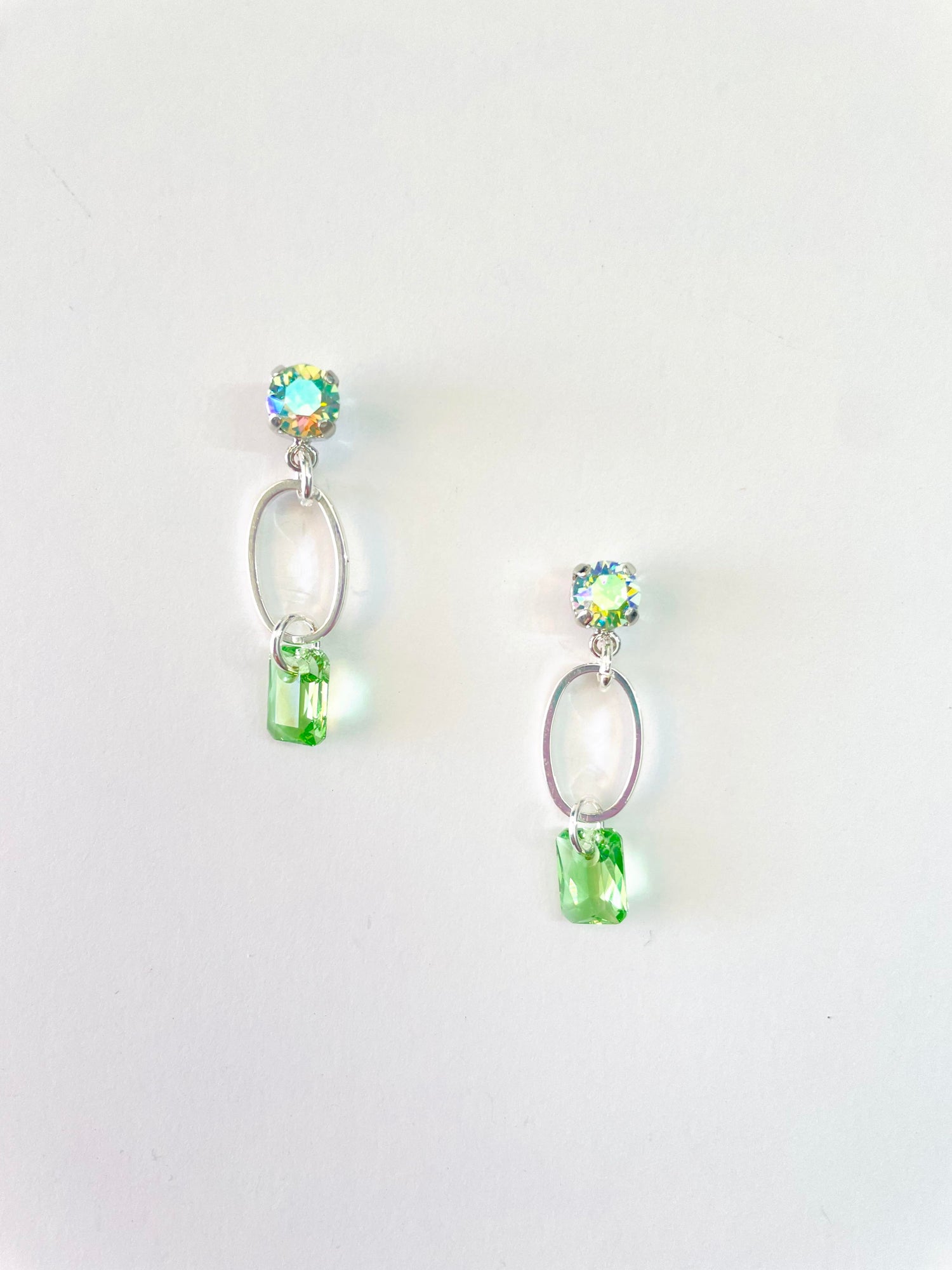 Simple Drop Peridot Earrings