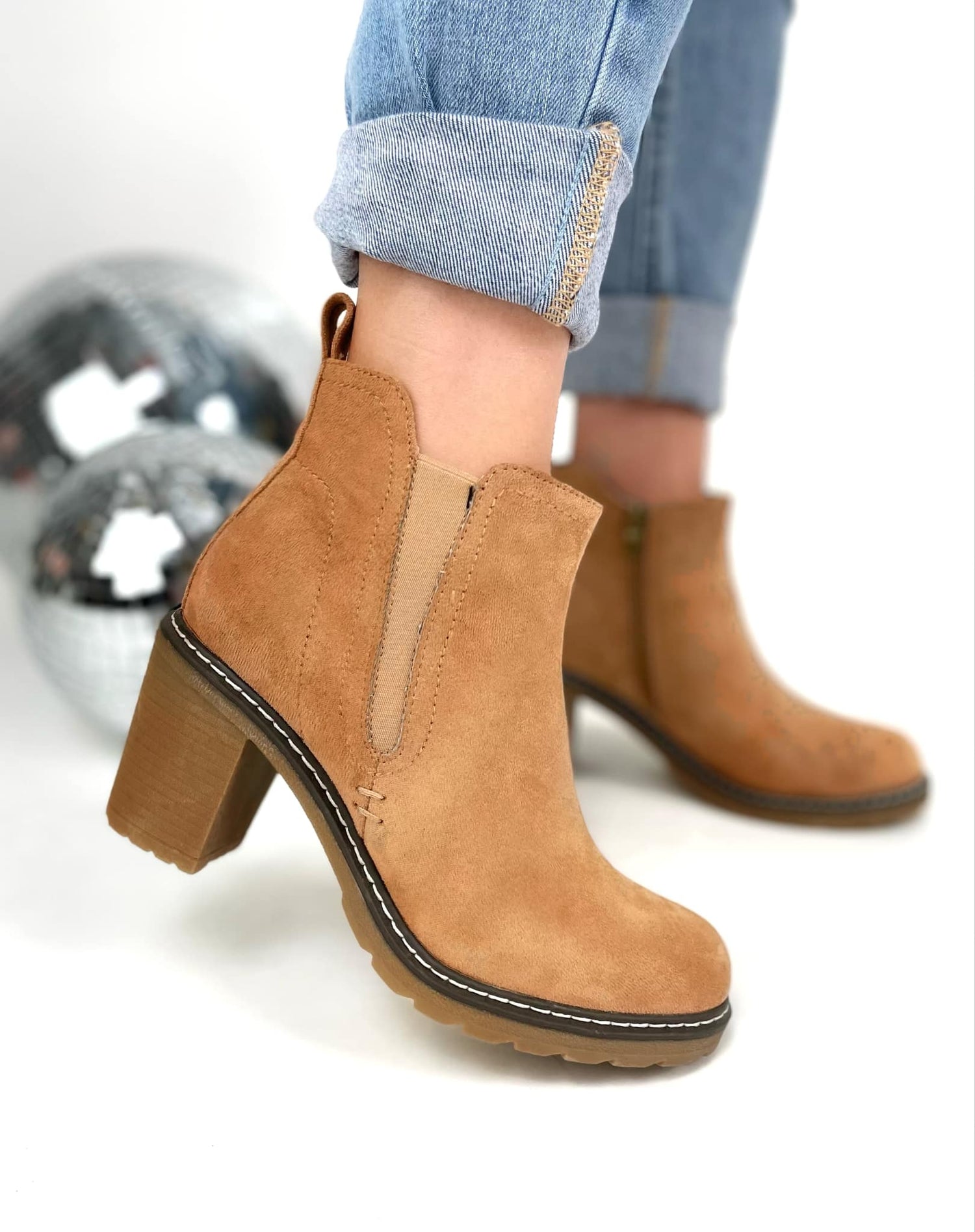 Corkys - Bite Me - Camel