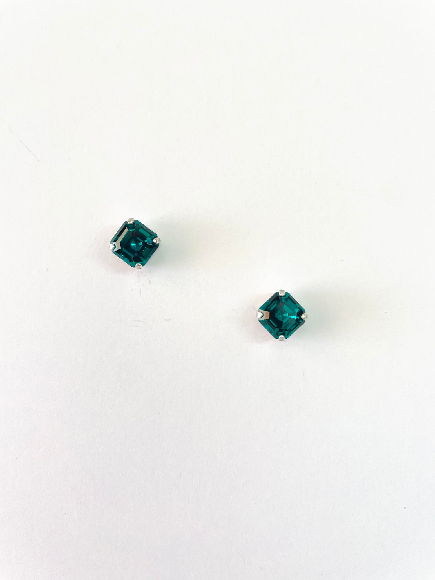 8mm Imperial Square Post Earring in Emerald - KaraMarie