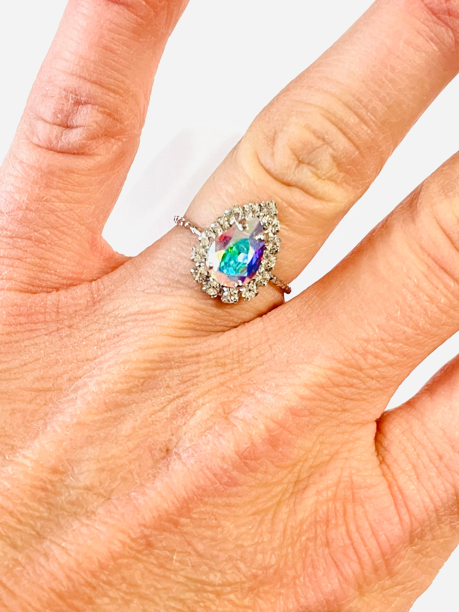 Daisy Pear Ring in Crystal AB