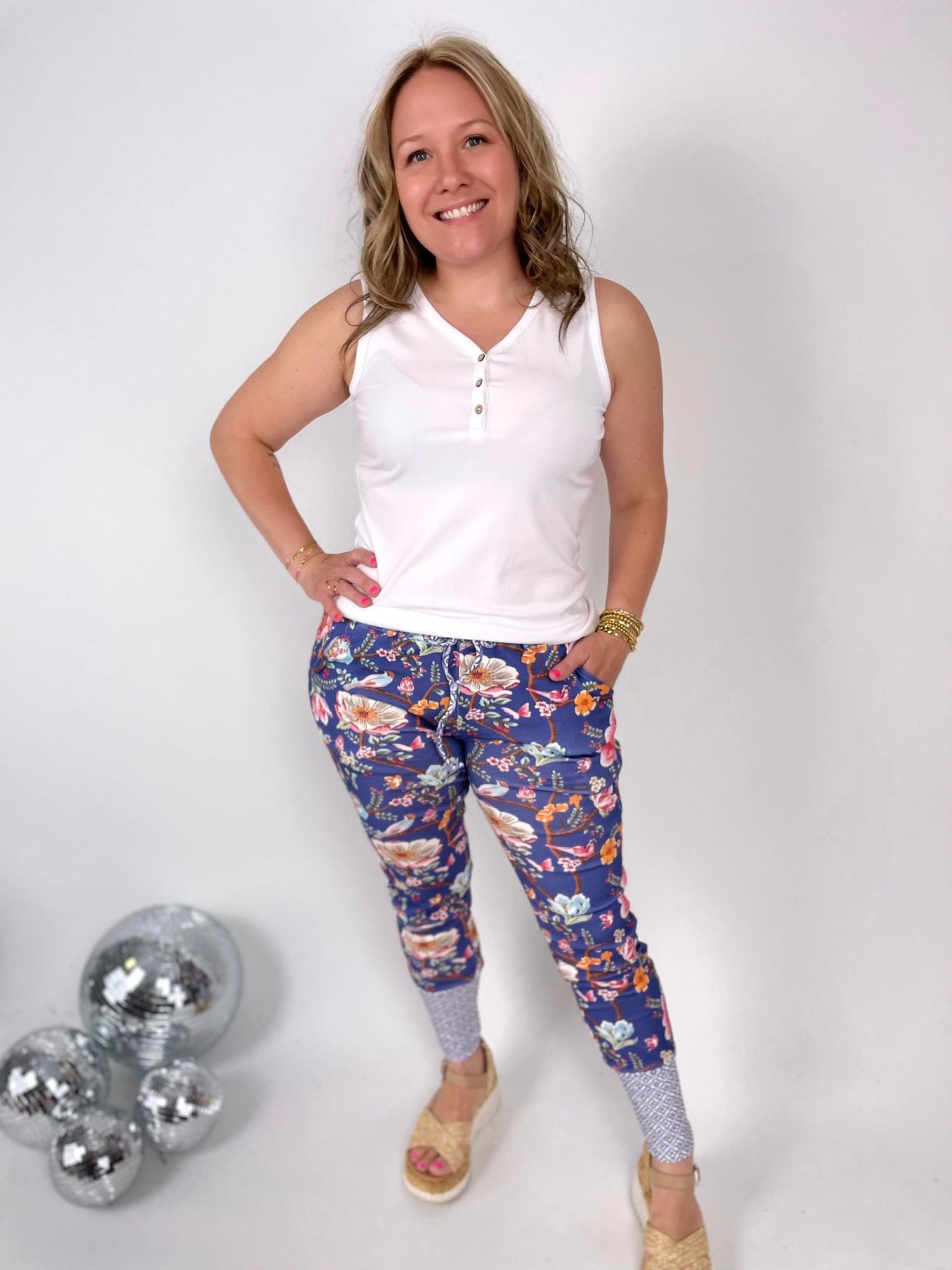 Ampersand Joggers - Dancing Floral