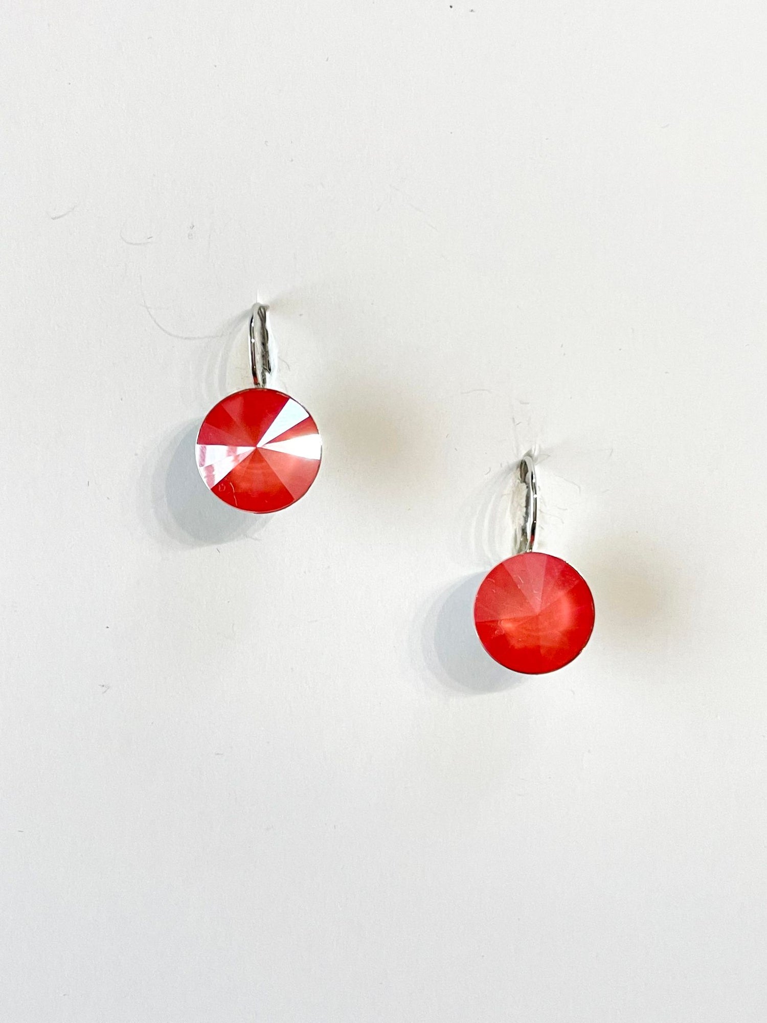 14mm Rivoli Drop Earring in Coral Lacquer