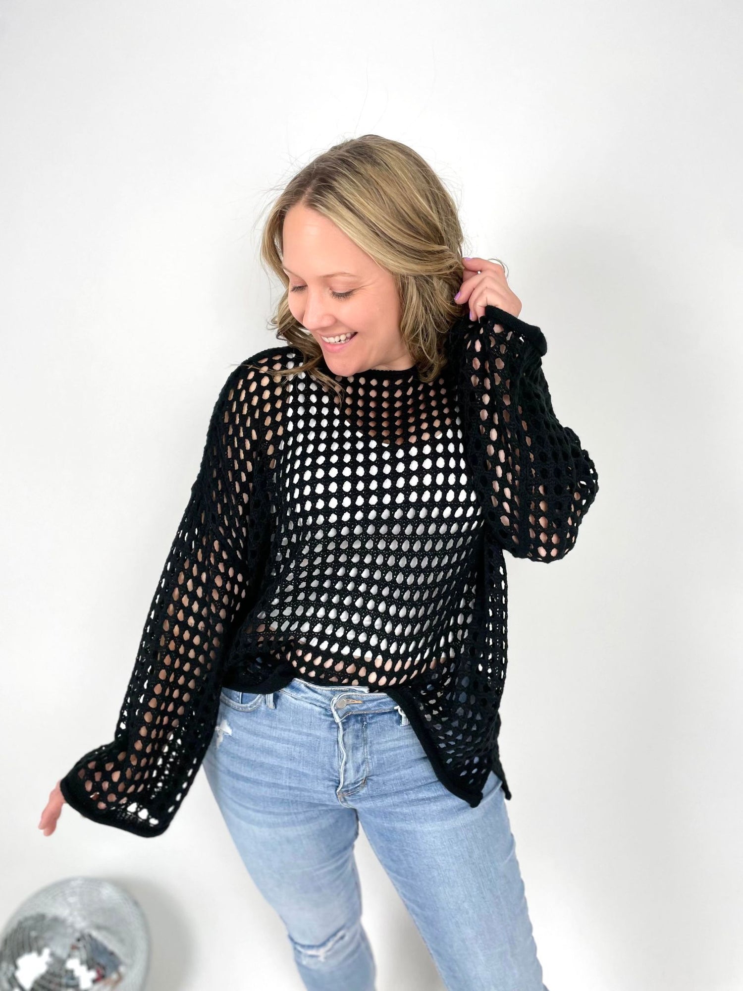 Airy Style Sweater in Black