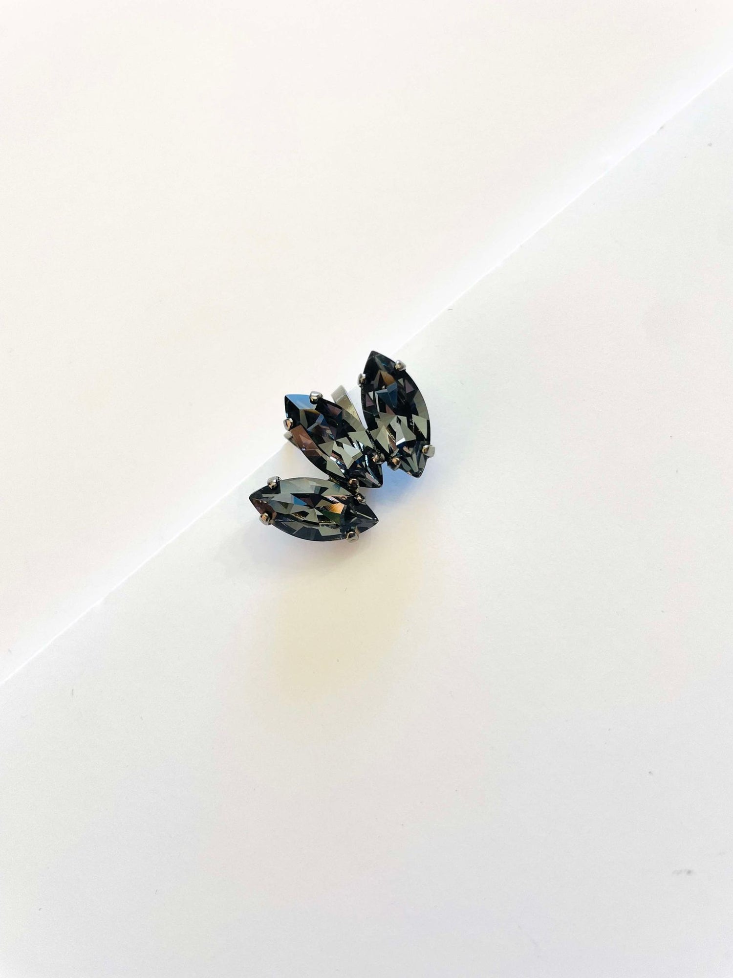 Spike Earcuff in Silver Night