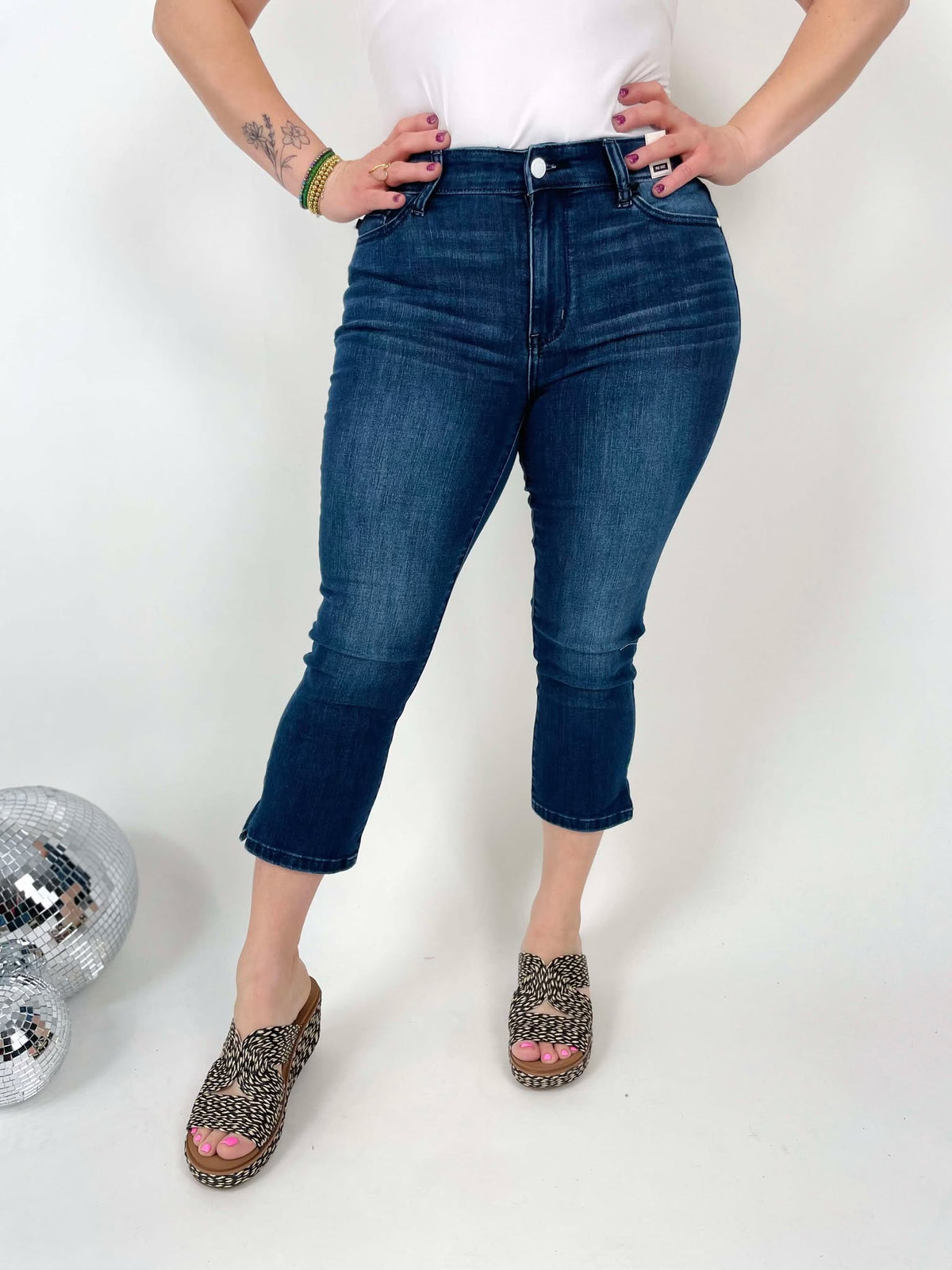 Judy Blue Split Horizon Capris { Sizes 0-24W } - KaraMarie