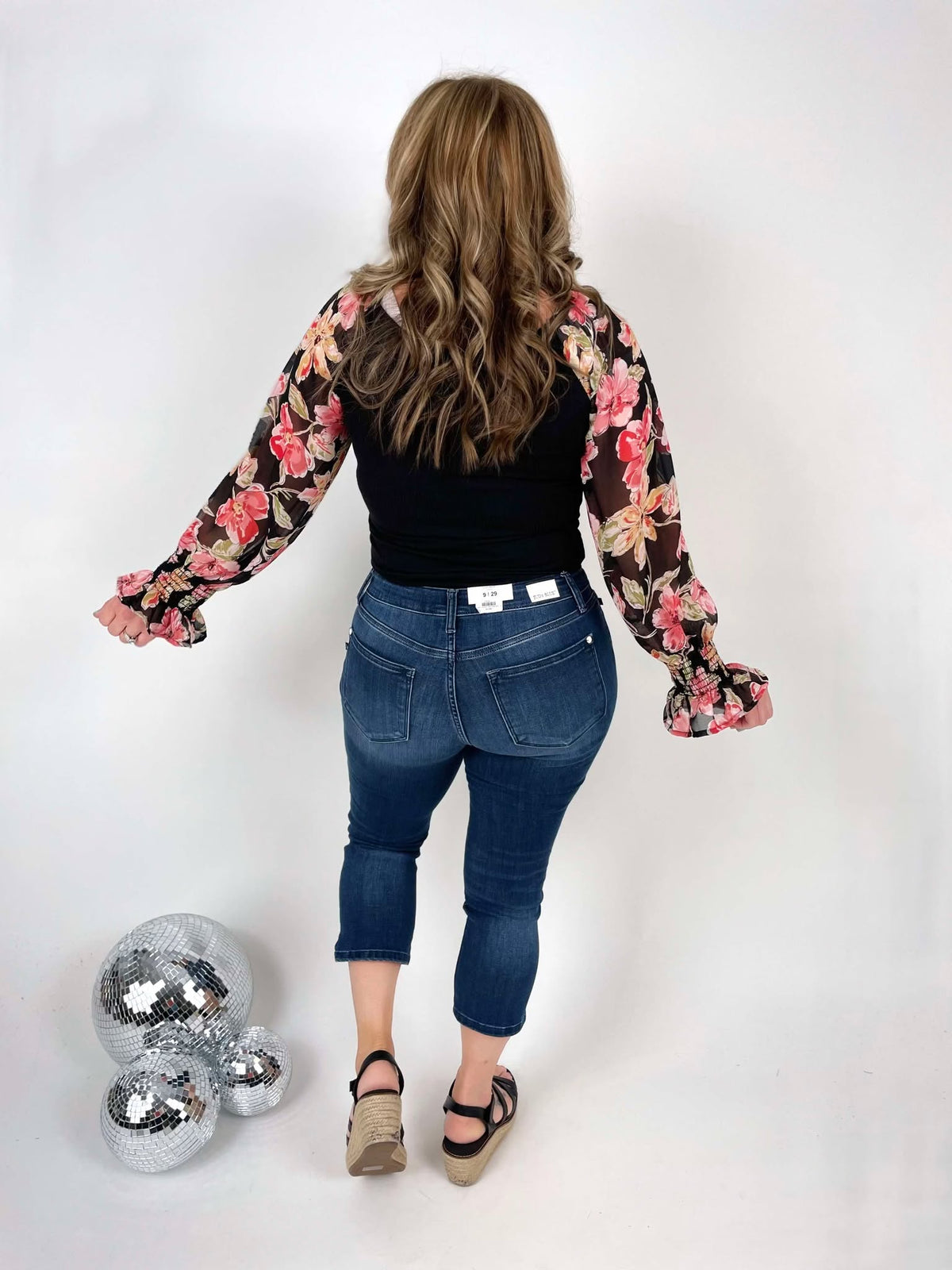 Judy Blue Split Horizon Capris { Sizes 0-24W } - KaraMarie