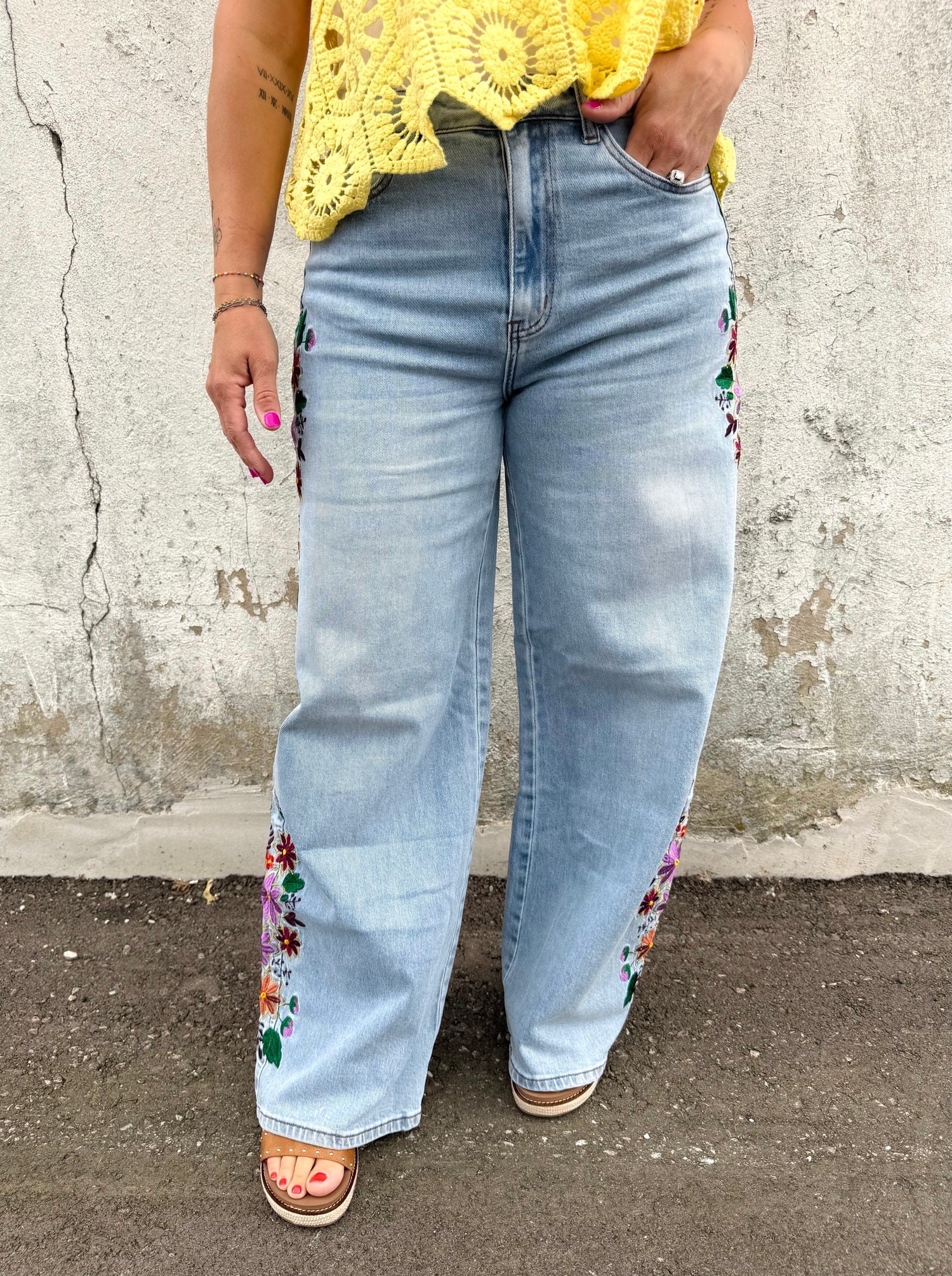 Blakeley Evie Floral Embroidered Jeans {1-3X}