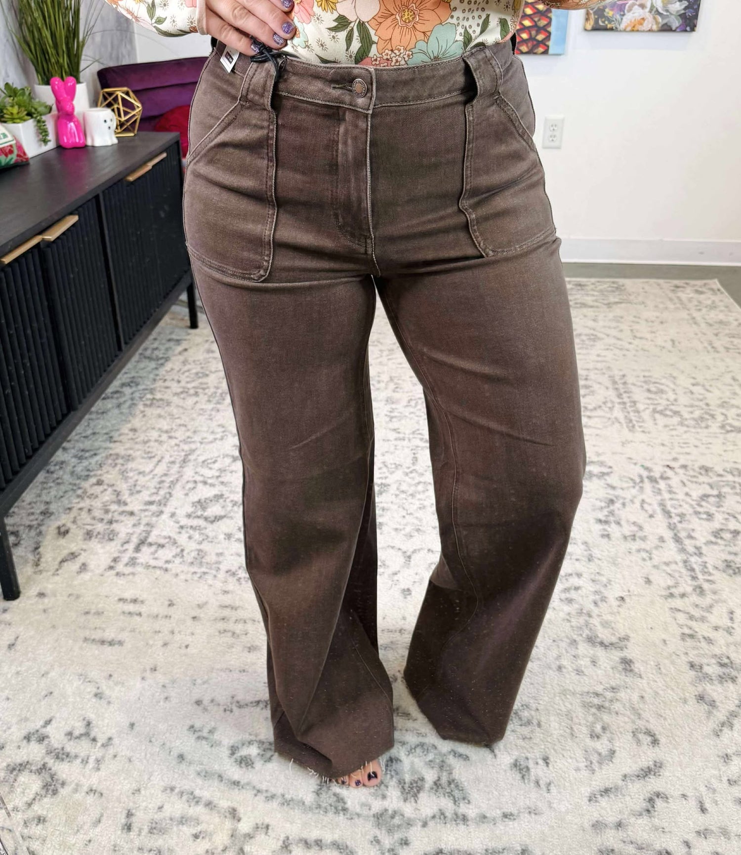 Judy Blue Cocoa Charm Jeans {1-22W}