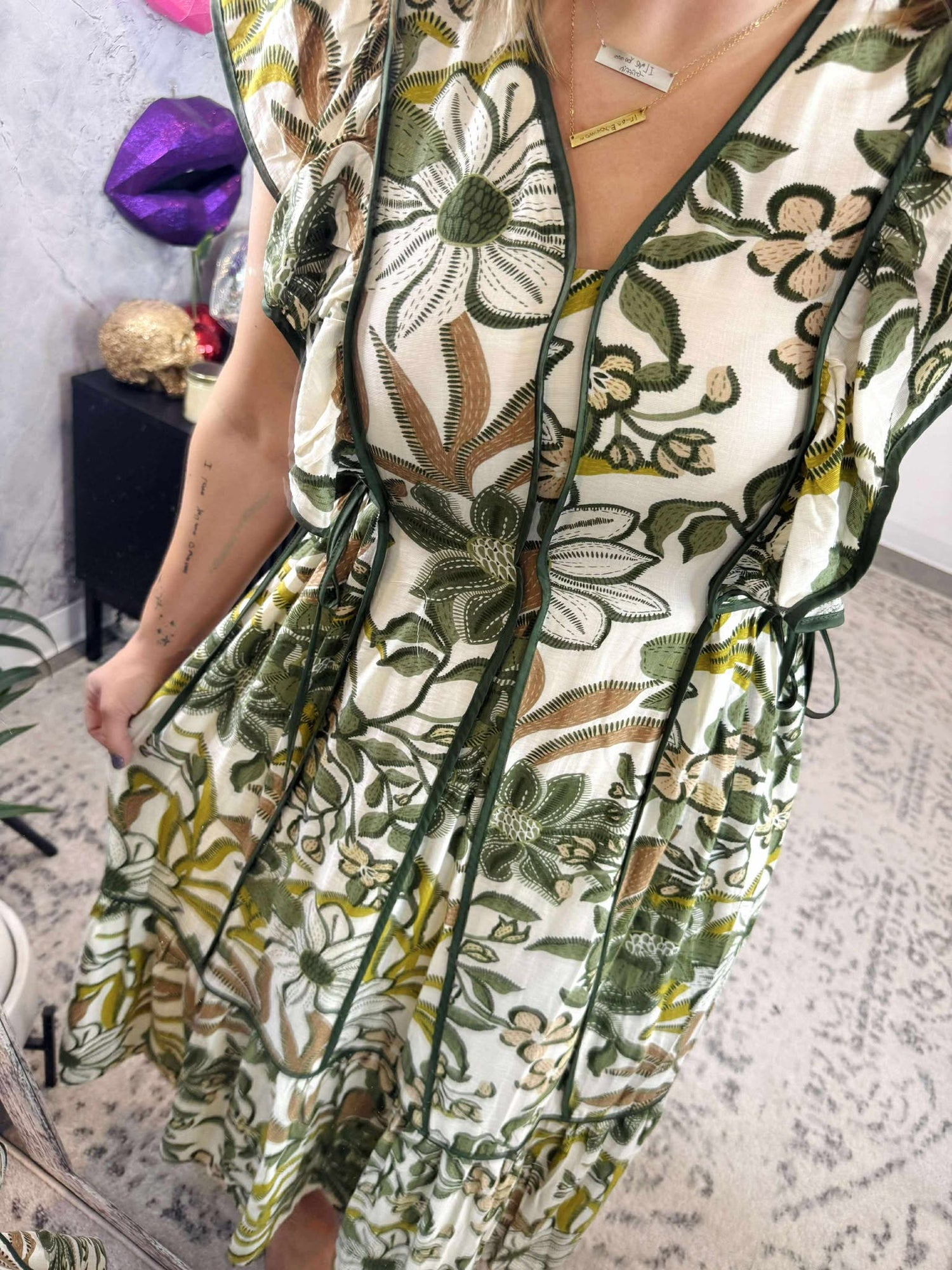 Trimmed in Blooms Dress {S-2X}