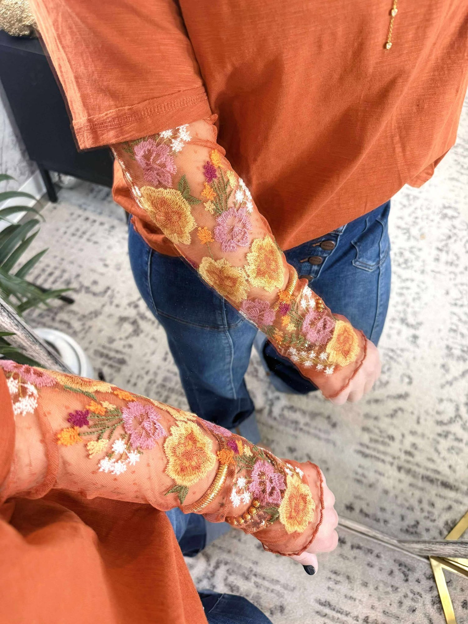 Country Blooms Top in Rust {S-L}