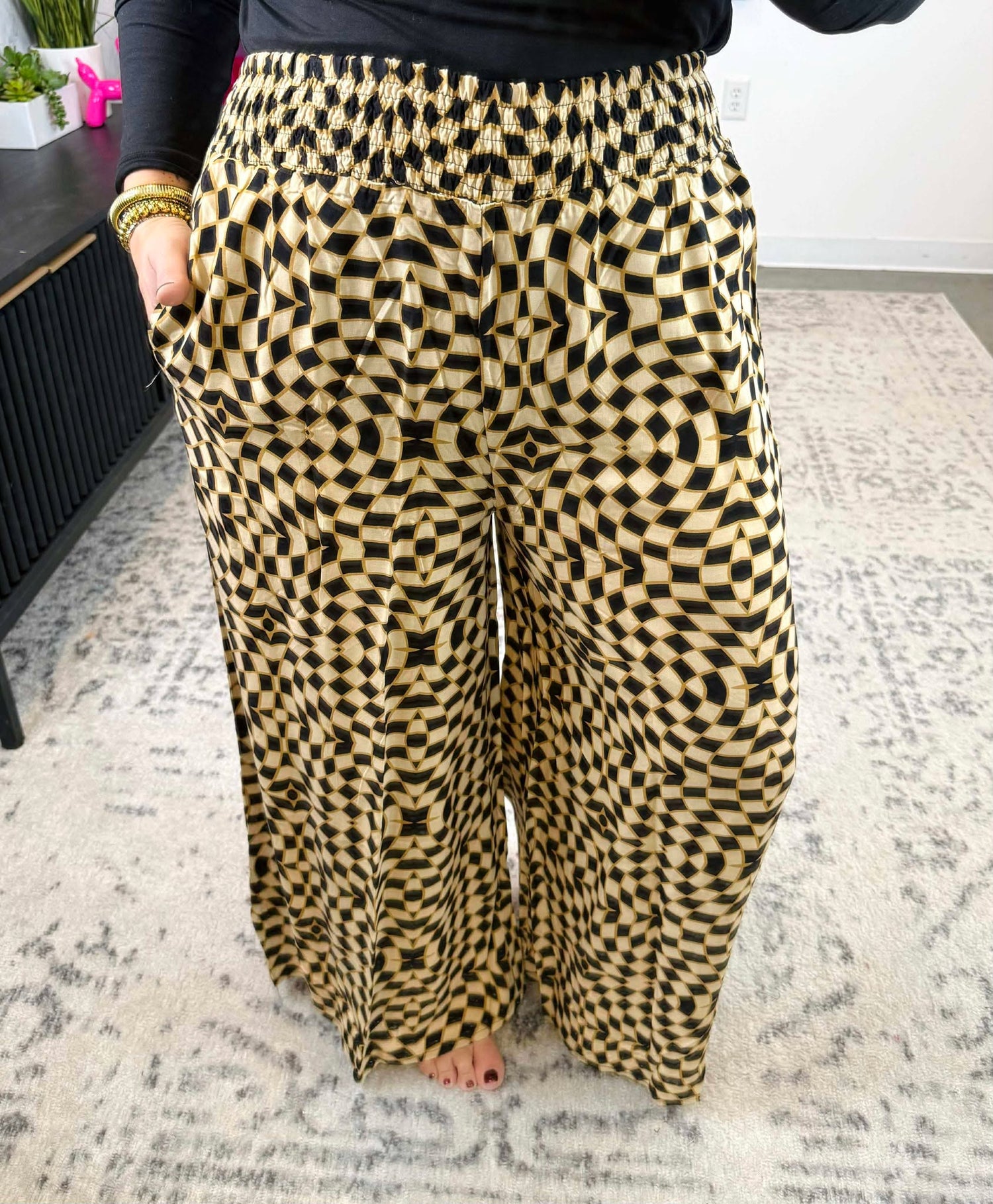 Amanda Wide-Leg Pants in Checkered {S-3X}