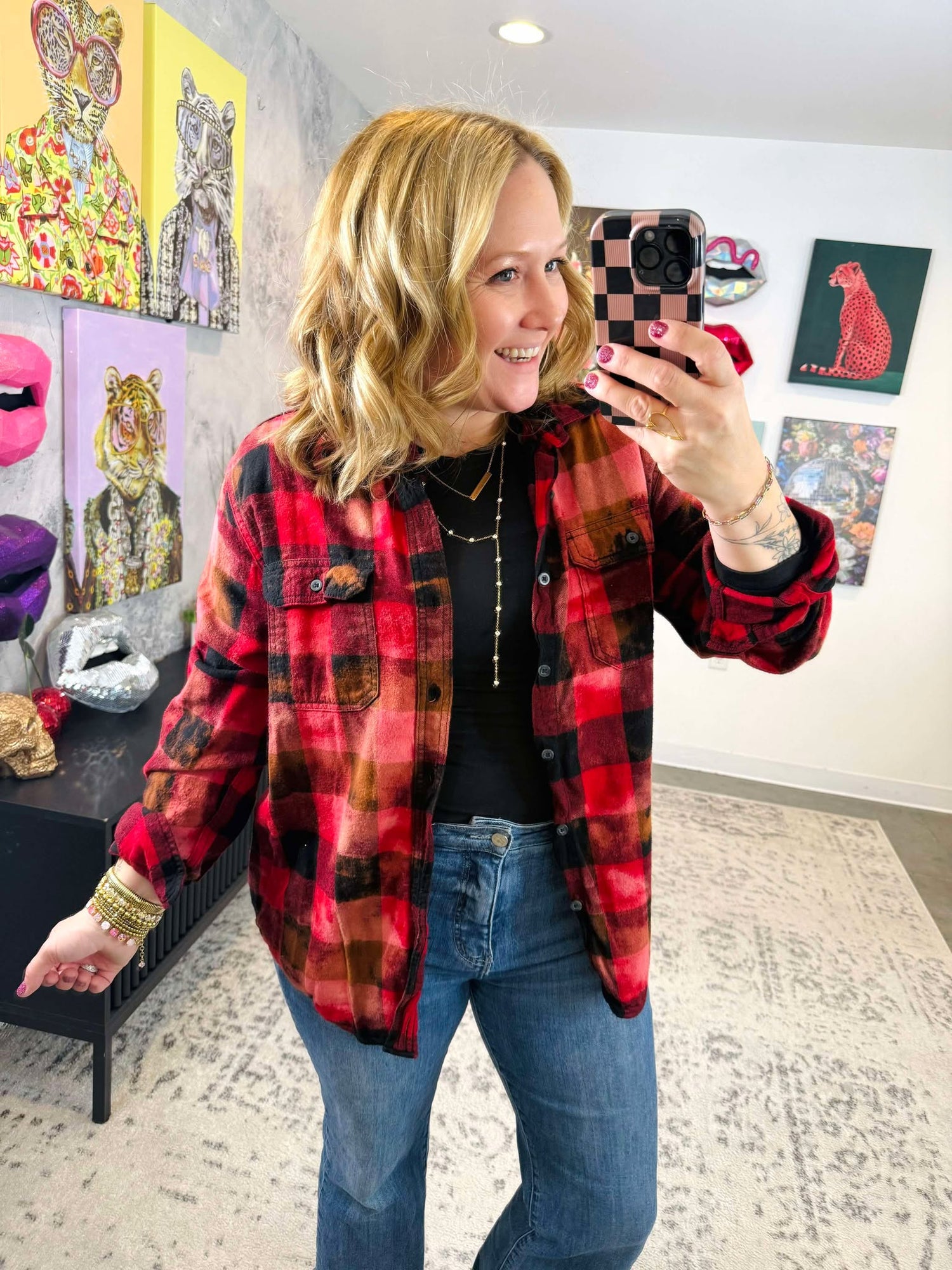 Distressed Flannel in Buffalo Plaid {S-3X}