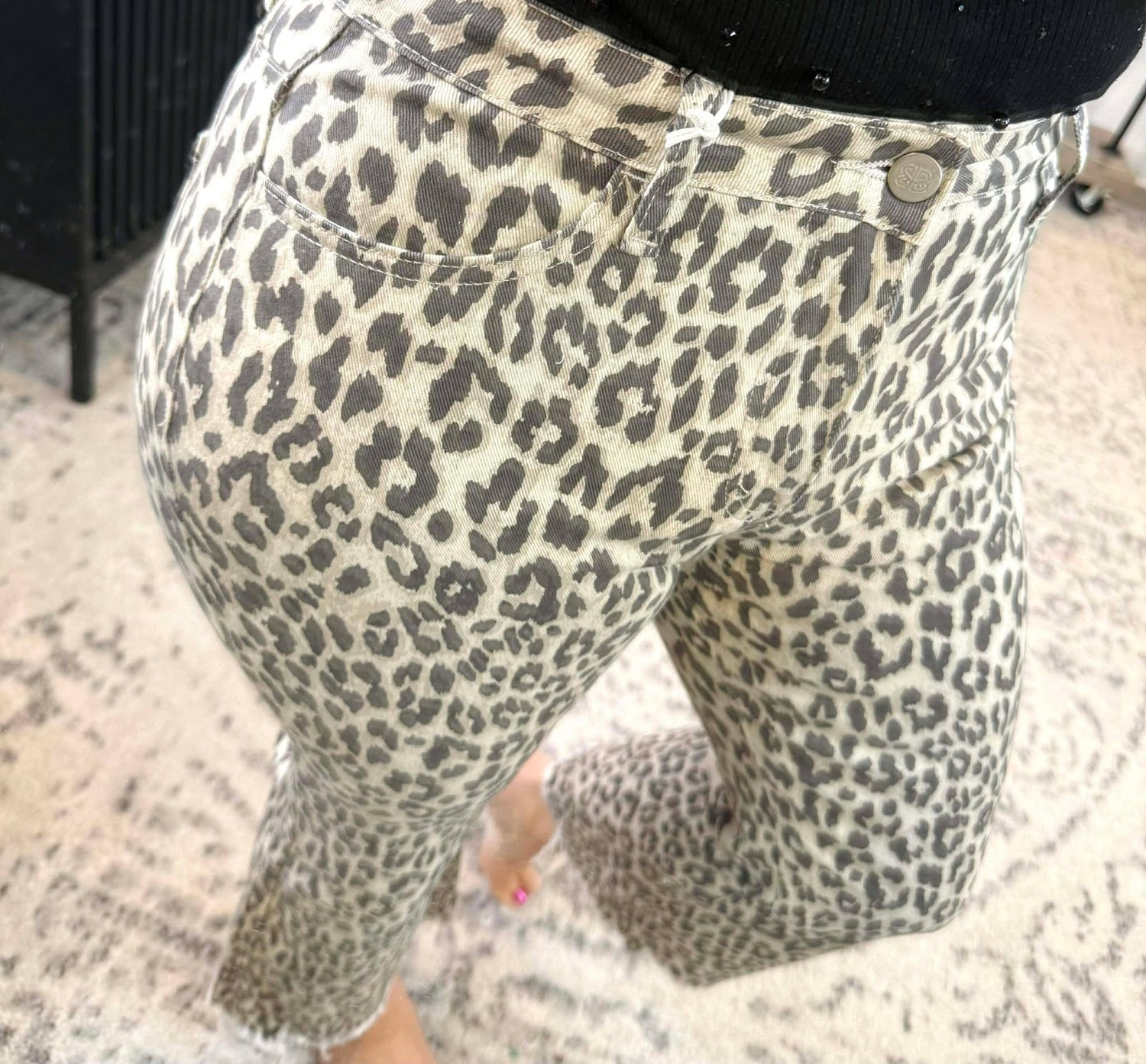 Blakeley Urban Non-Distressed Cheetah Jeans {Sizes 1-2X}