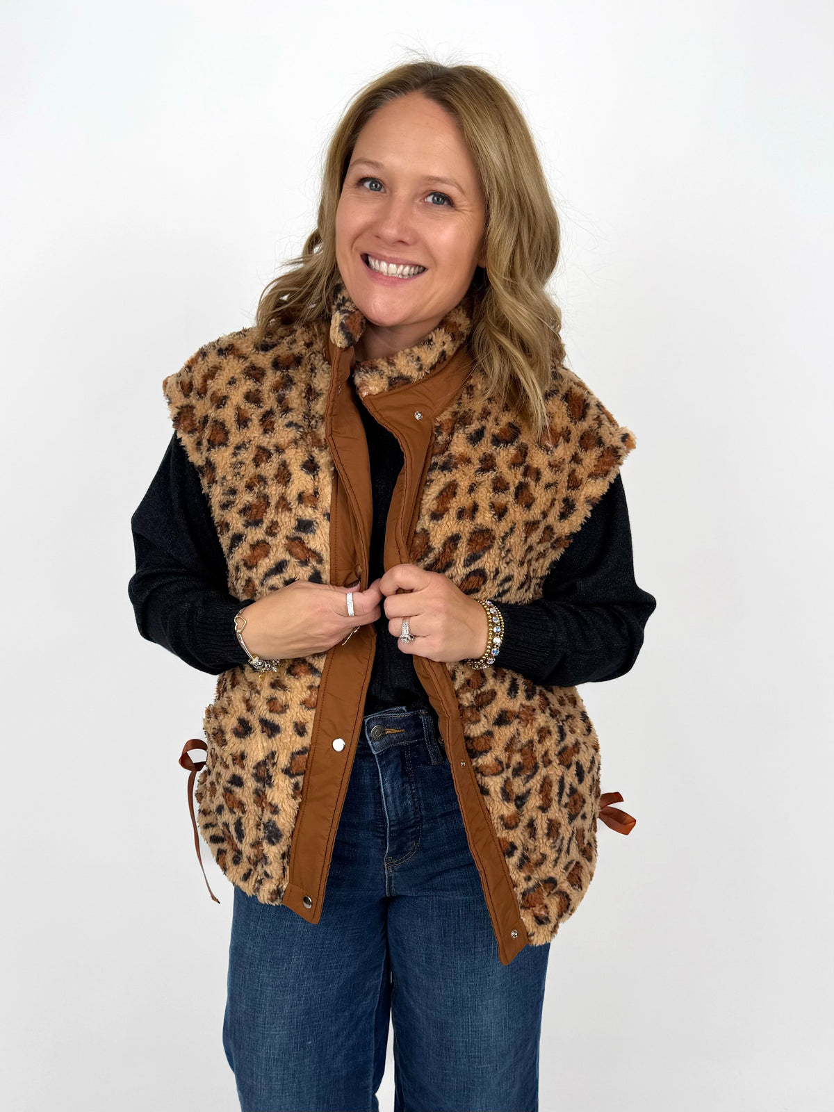 Blakeley Linden Sherpa Vest Jacket - Cheetah {XS-3X}