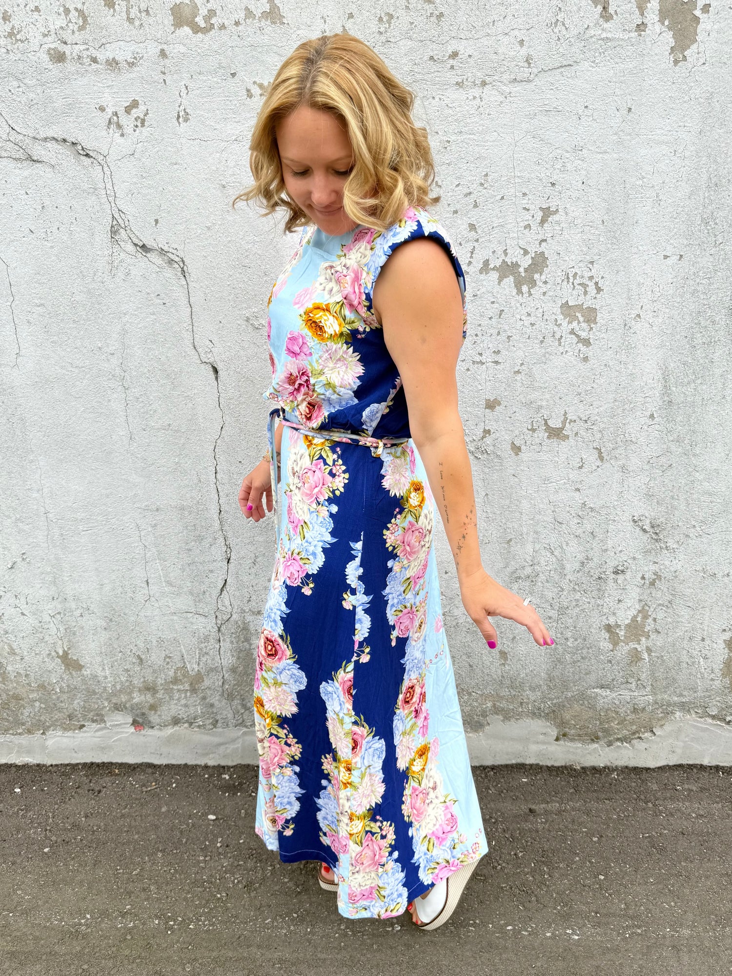 Blue Blooms Belted Dress {S-L}