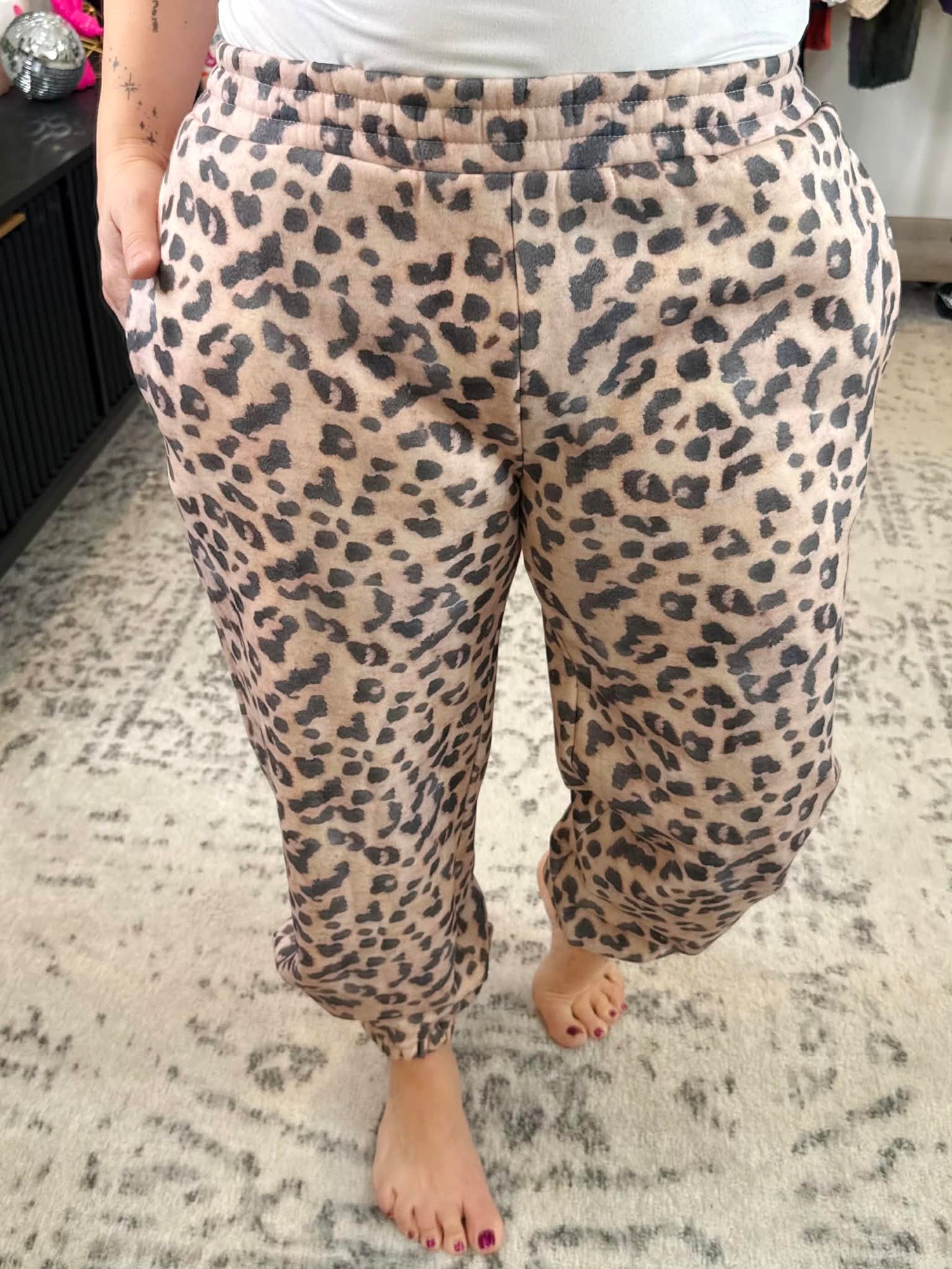 Ampersand Comfort Zone Joggers - Leopard & Lace {S-3X}