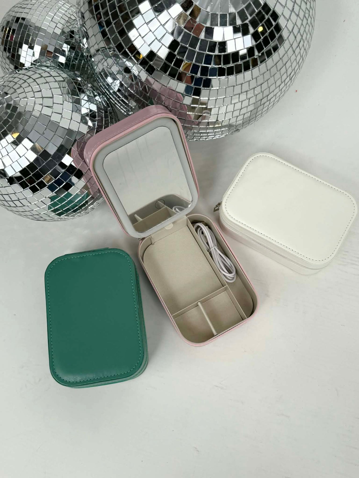BLACK FRIDAY DEAL!! Travel Jewelry Box with LED Mirror {Multiple Colors!} - KaraMarie