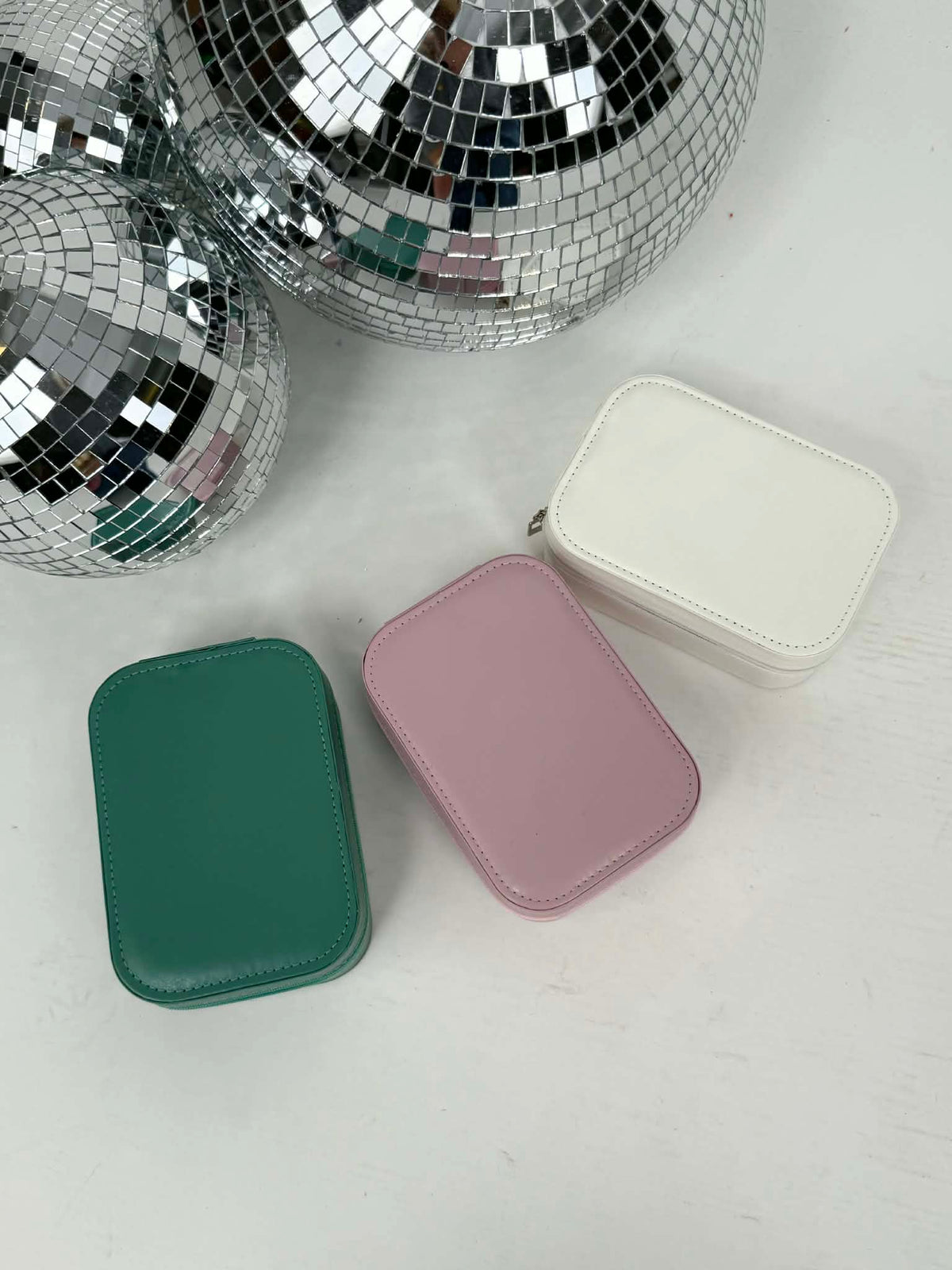 BLACK FRIDAY DEAL!! Travel Jewelry Box with LED Mirror {Multiple Colors!} - KaraMarie