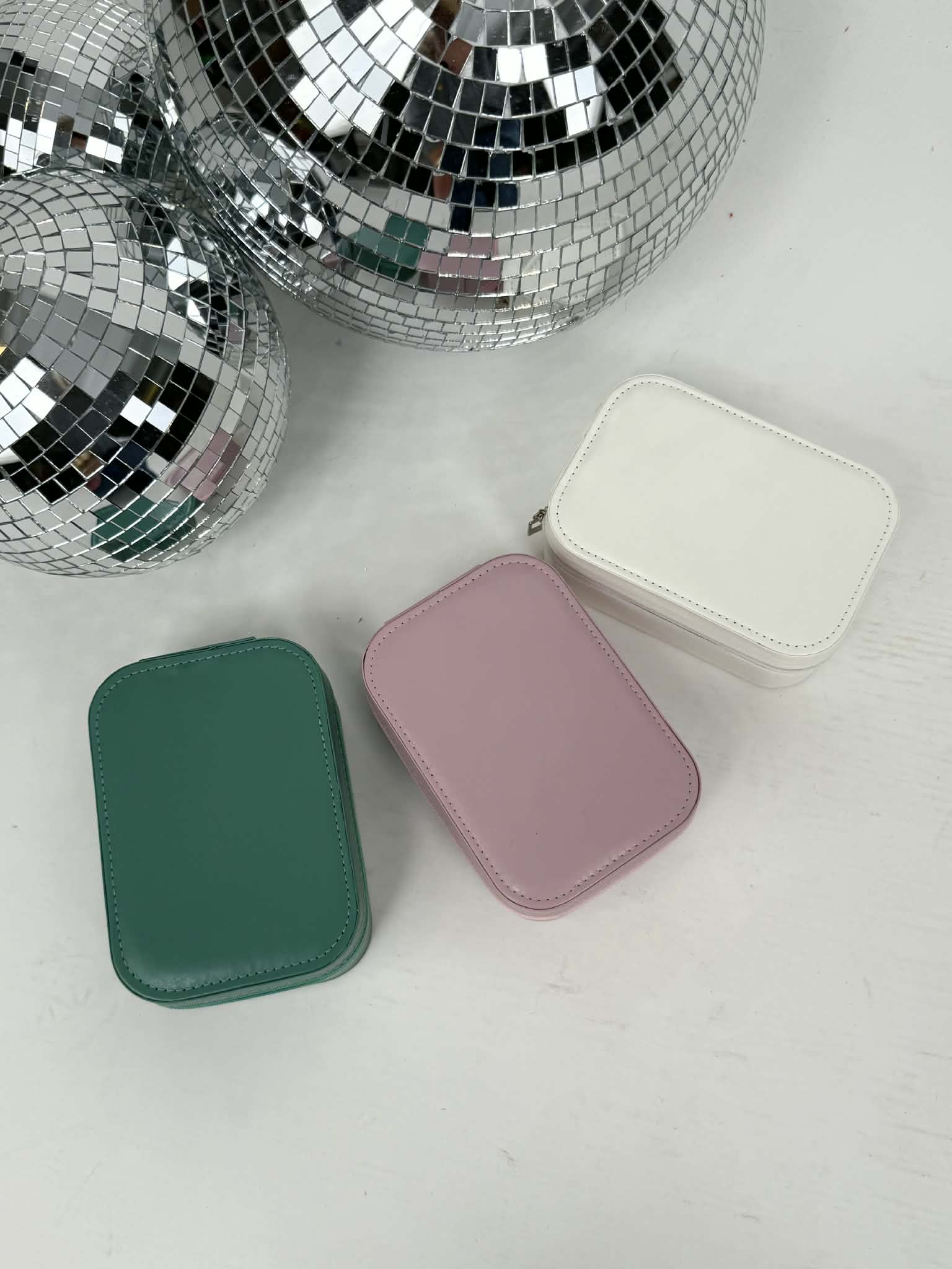 BLACK FRIDAY DEAL!! Travel Jewelry Box with LED Mirror {Multiple Colors!} - KaraMarie