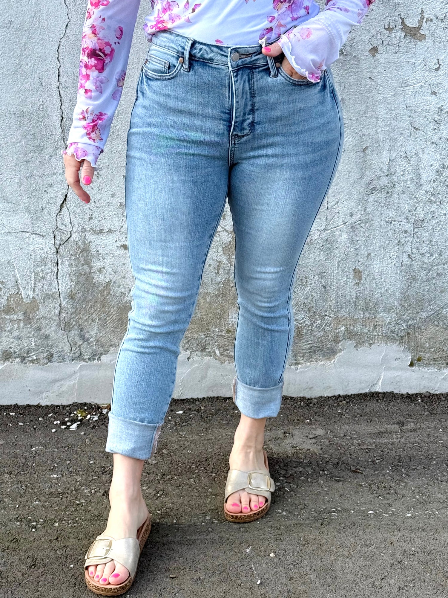 Judy Blue Faded Icon Skinny Jeans {1-22W}