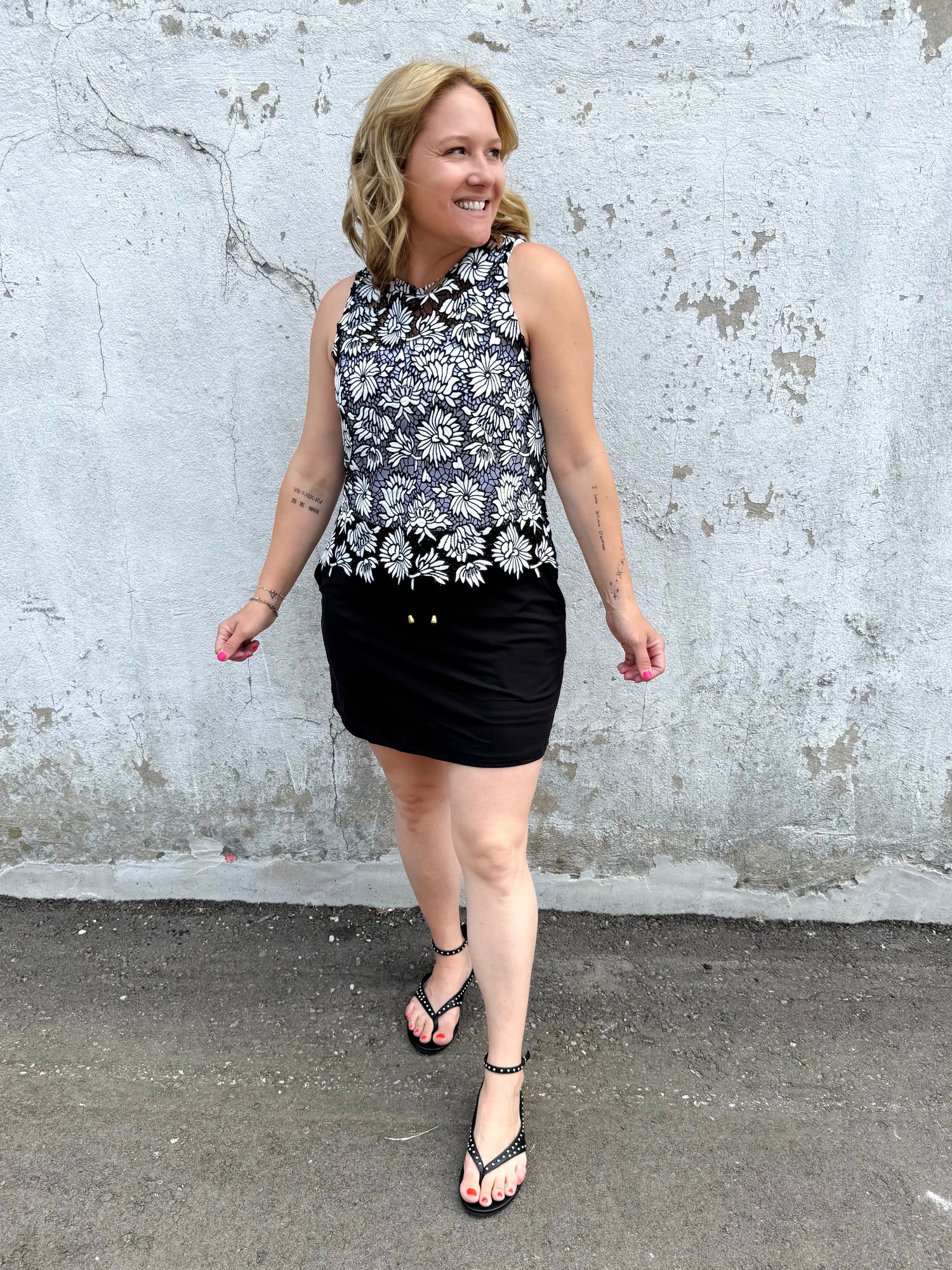 Contrast Blooms Crochet Lace Sleeveless Top {S-3X}