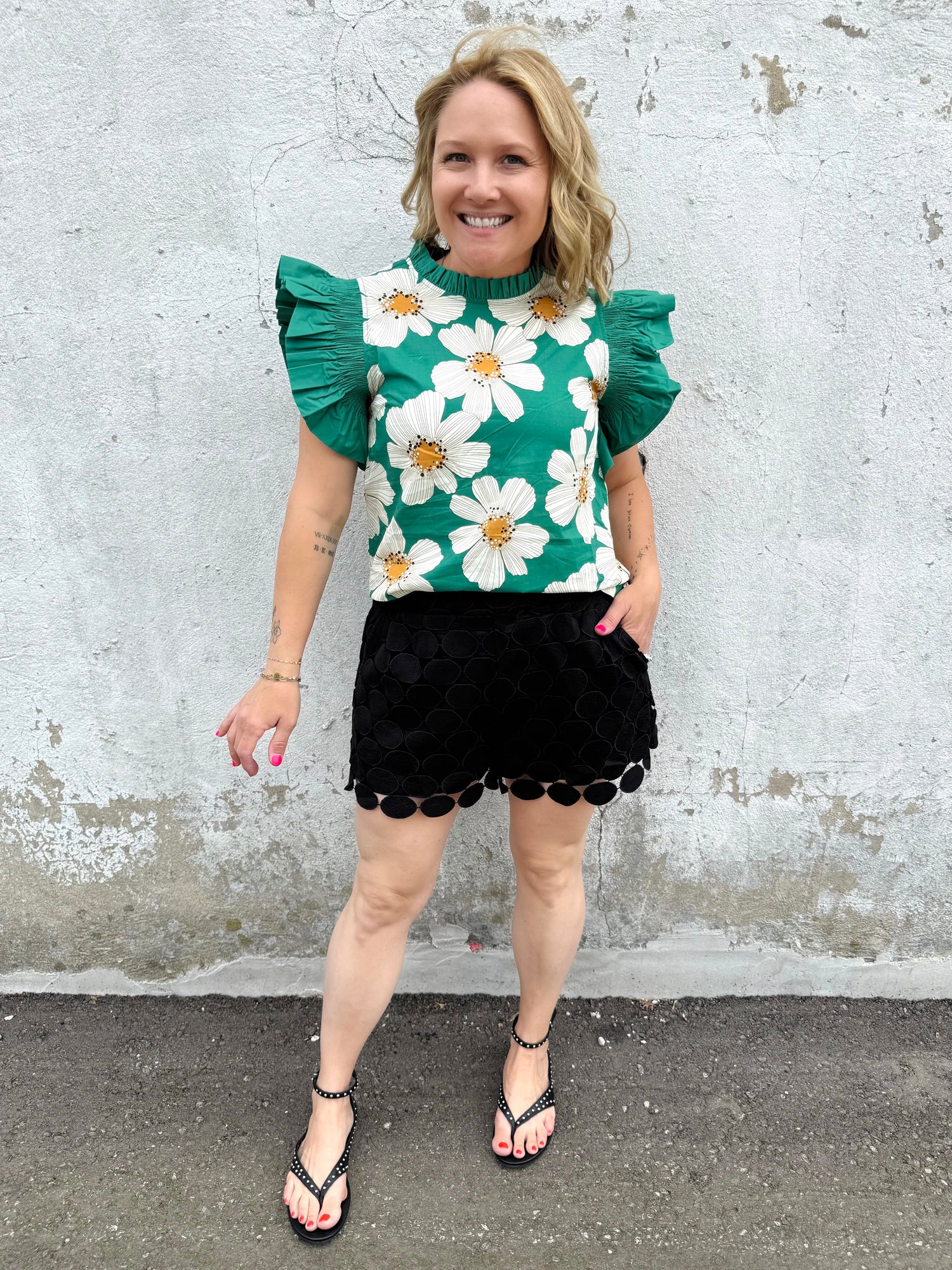 Floral Frill Bloom Top {S-L} - KaraMarie