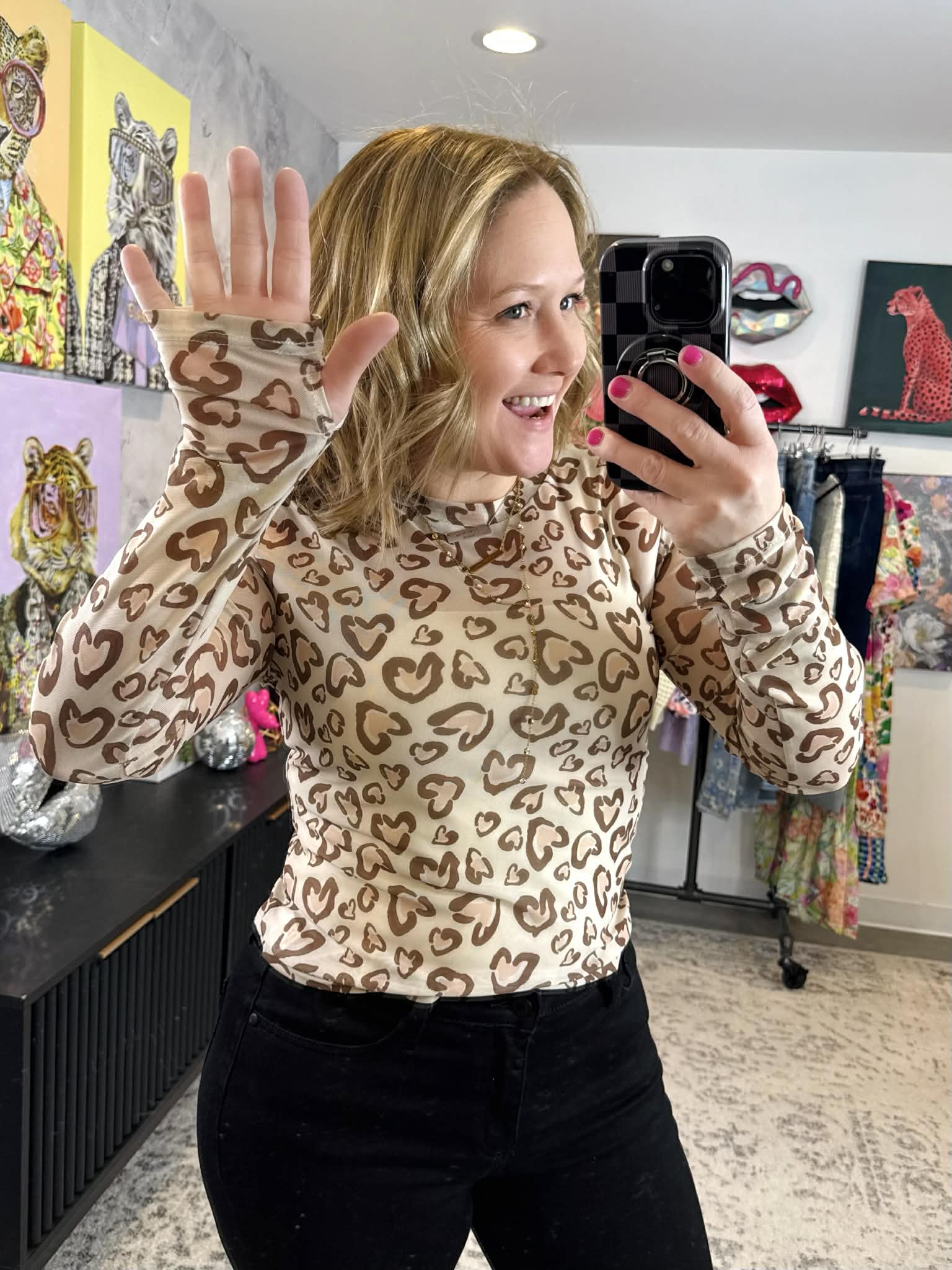 BLAKELEY Dress It Up Mesh Tops in Cheetah Hearts {S/M-2X} - KaraMarie