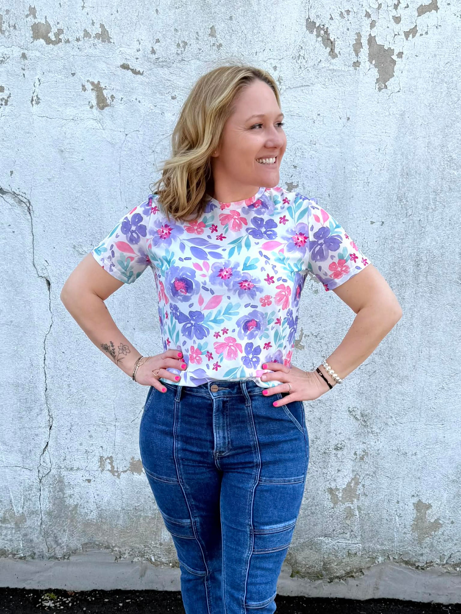 Short Sleeve Mesh Top in Purple Floral {S-3X}