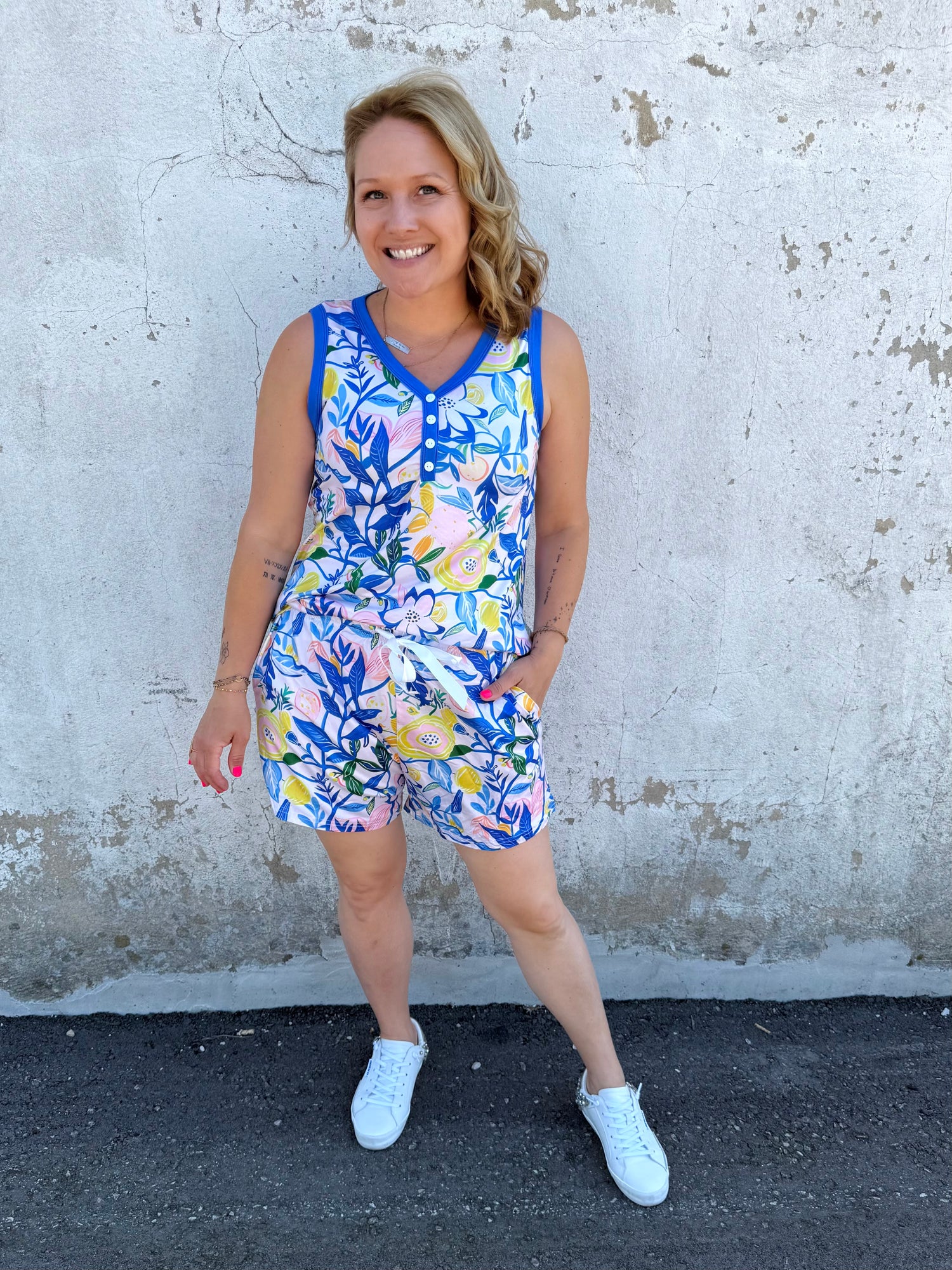 Pajama Set - Sleeveless & Shorts - Blue Floral {XS-3X}
