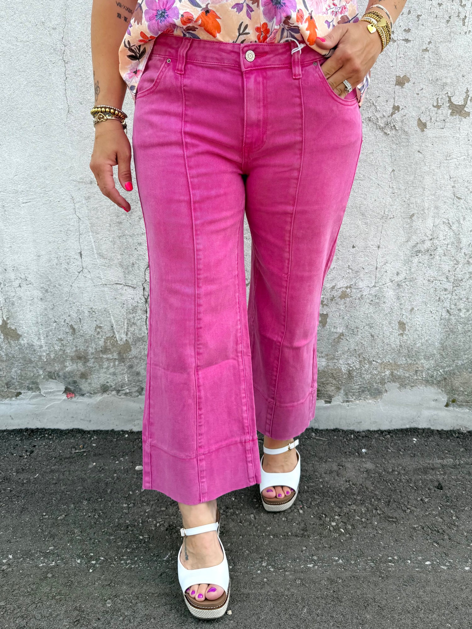 Easy Fit Cropped Wide-Leg Denim Pants - Multiple Colors! {S-3X}