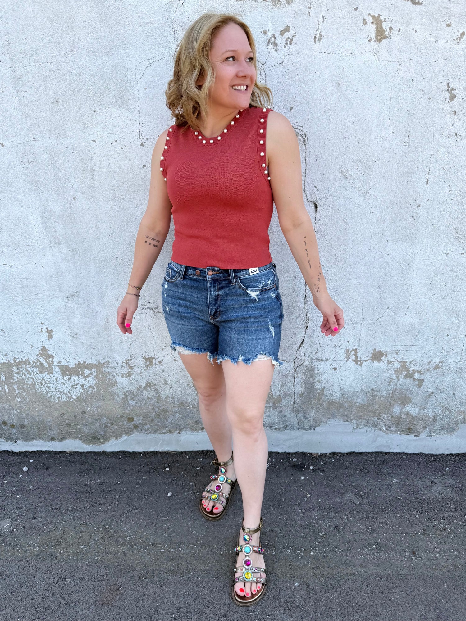 Glamour Pearl Sleeveless Top in Rust {S-L}