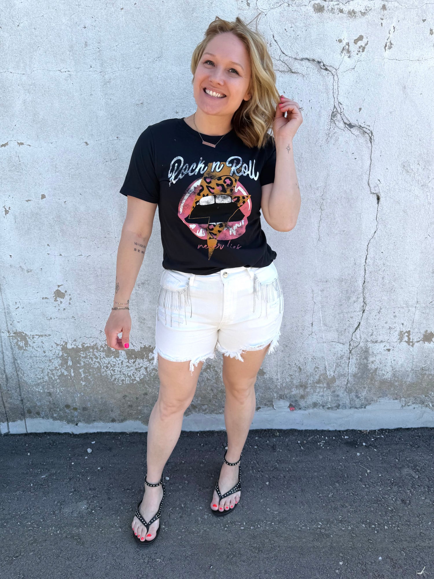 Risen Diamond Drip Denim Shorts - White {S-XL}