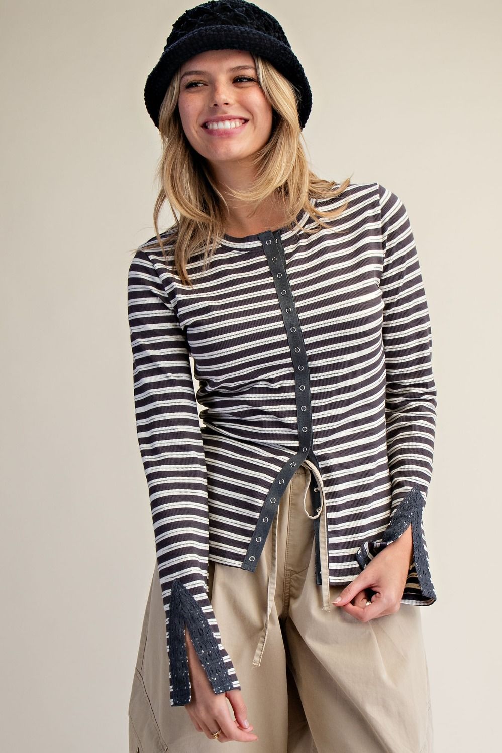 Snap To It Top - Charcoal {S-L}