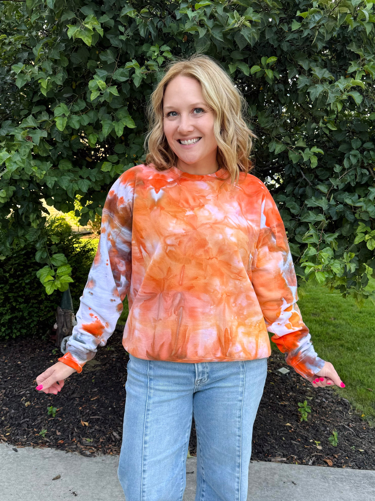 BULLDOGS Hometown Hype Custom Ice Dye Sweatshirt {S-3X}
