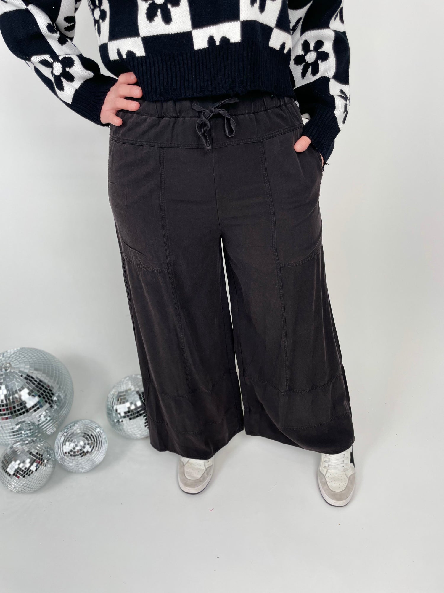 Whatever It Takes Pants In Black