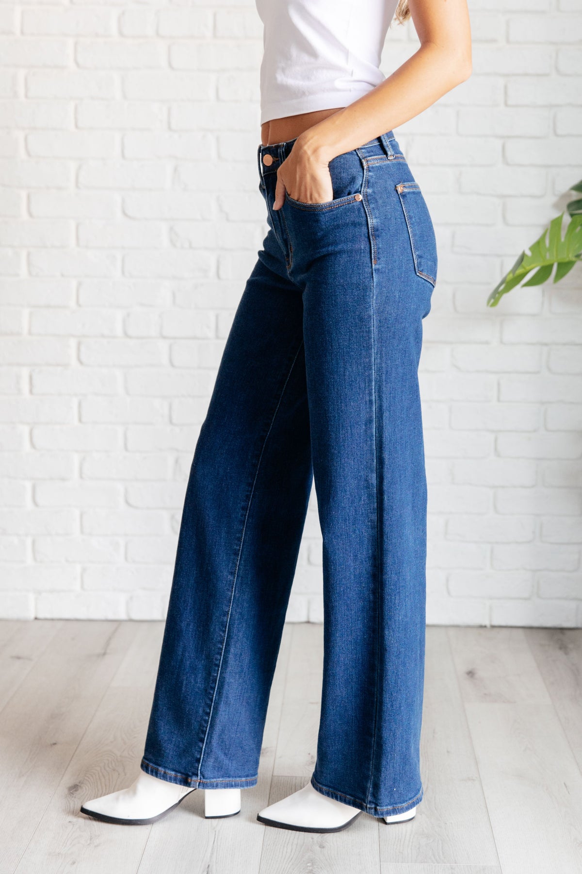 Hazel High Rise Vintage Wide Leg Jeans - KaraMarie