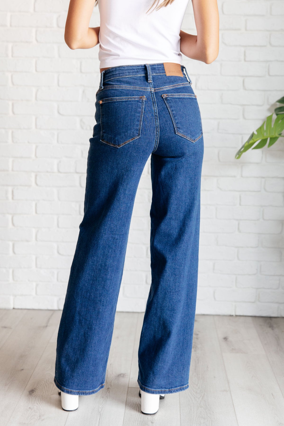 Hazel High Rise Vintage Wide Leg Jeans - KaraMarie