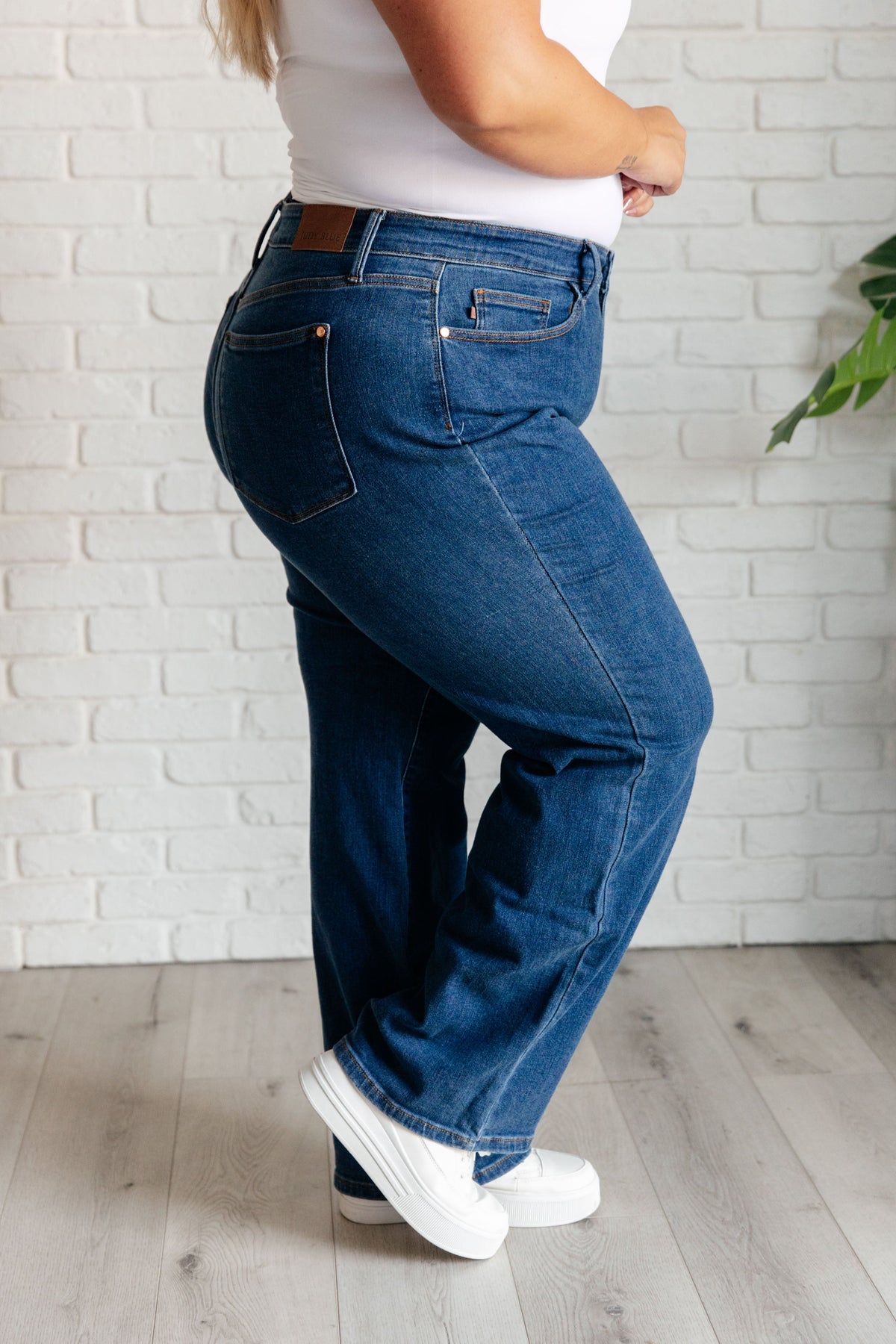 Hazel High Rise Vintage Wide Leg Jeans - KaraMarie