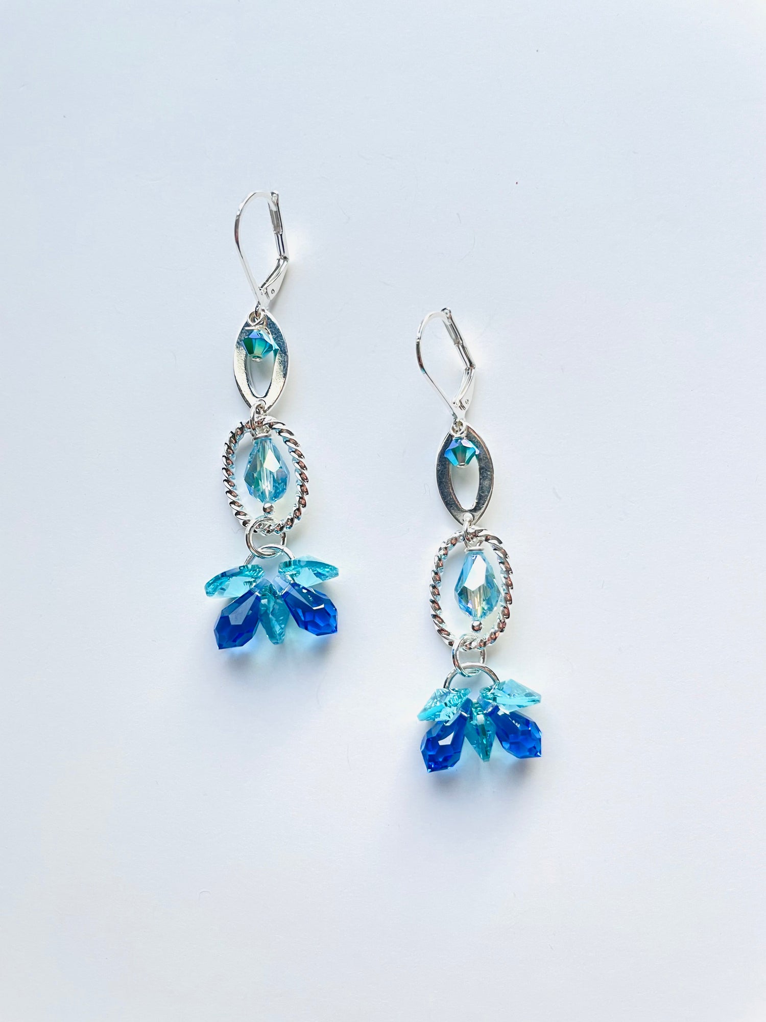 Snowflake Chandlier Earring