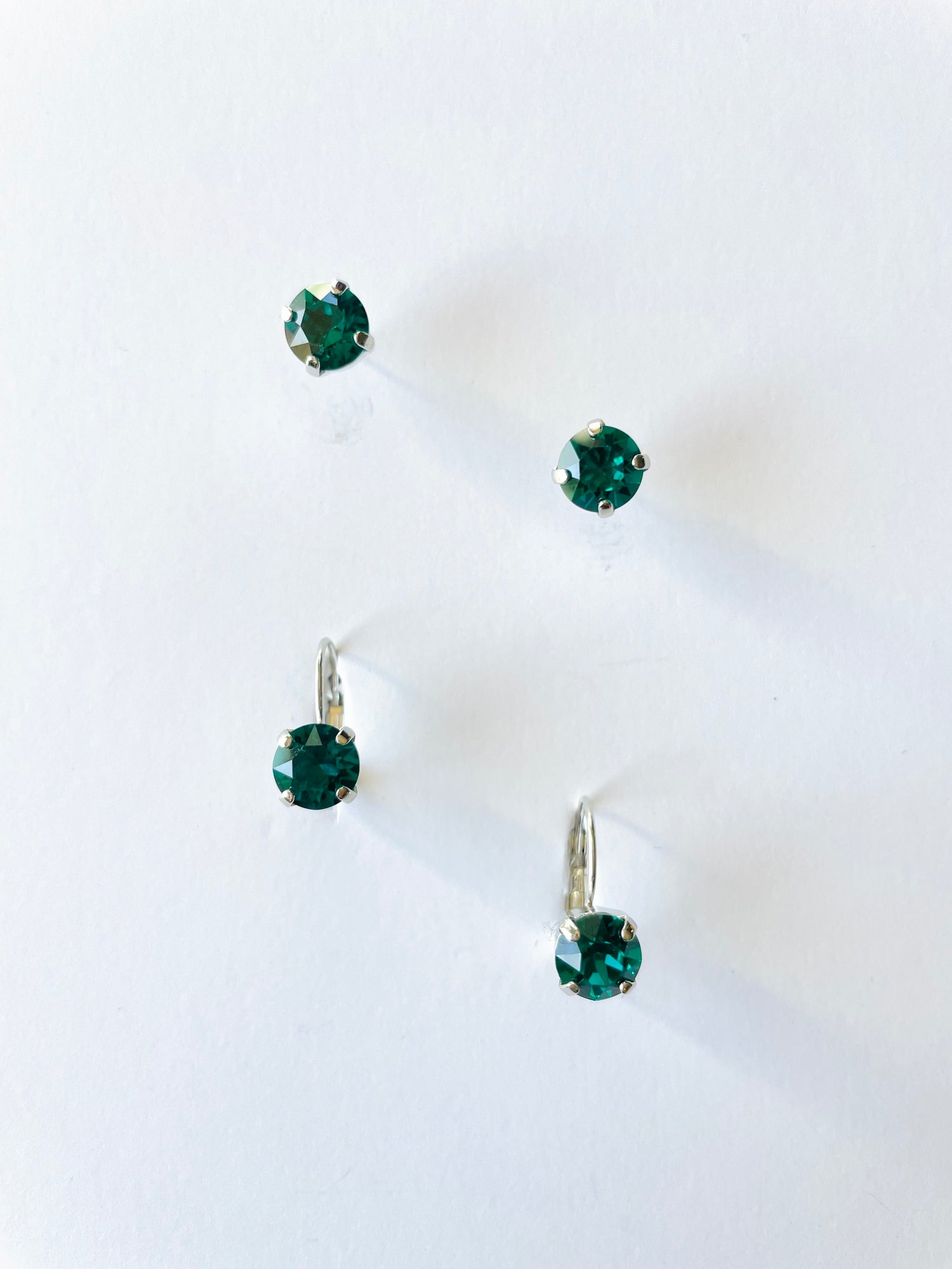 8mm Drop OR Post in Emerald Ignite