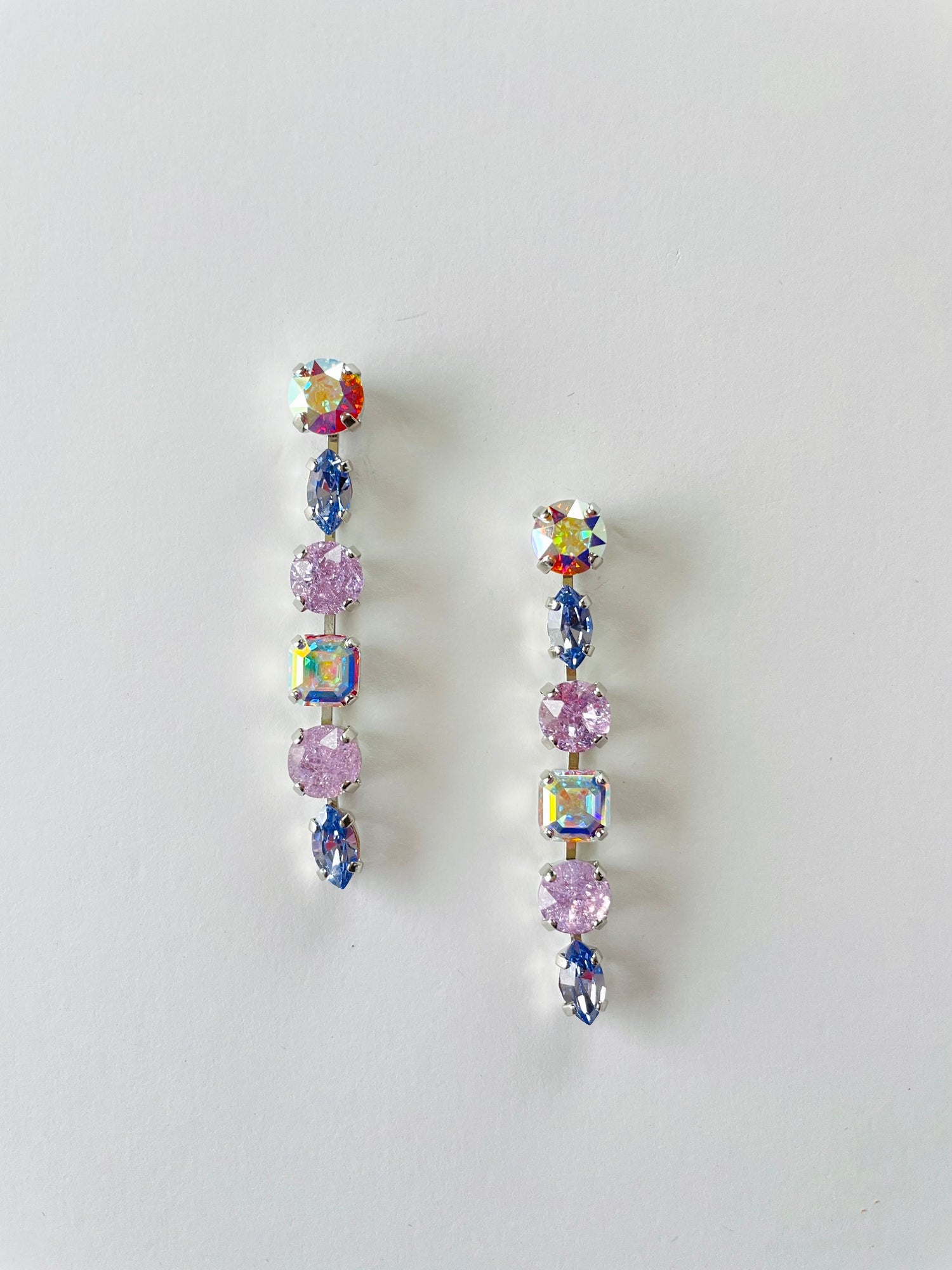 Confetti Earrings in Violet Ice