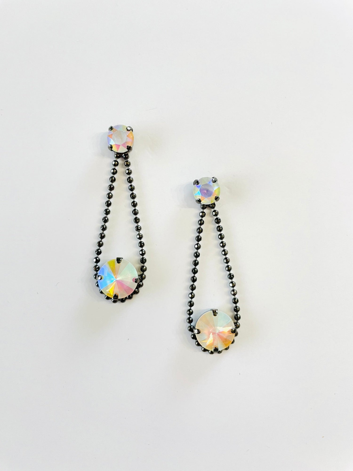 Rope Drop Earring in Ultra White {Black Metal}