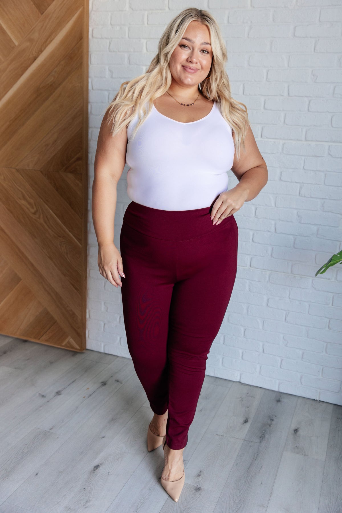 Magic Skinny 28" Pants in Wine - KaraMarie