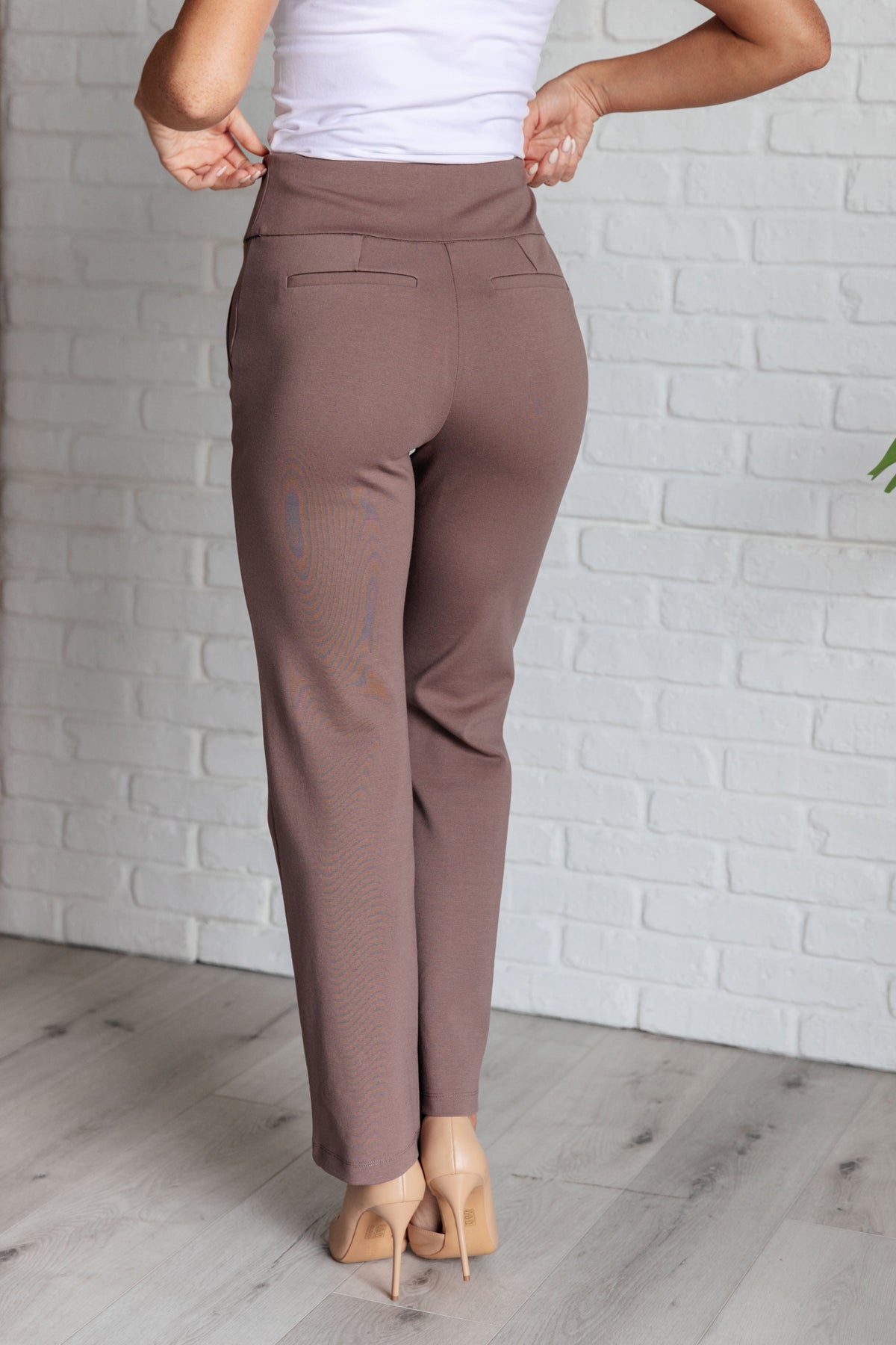 Magic Straight Pants in Dark Mocha - KaraMarie