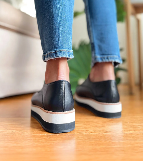 DAISY - Black - KaraMarie